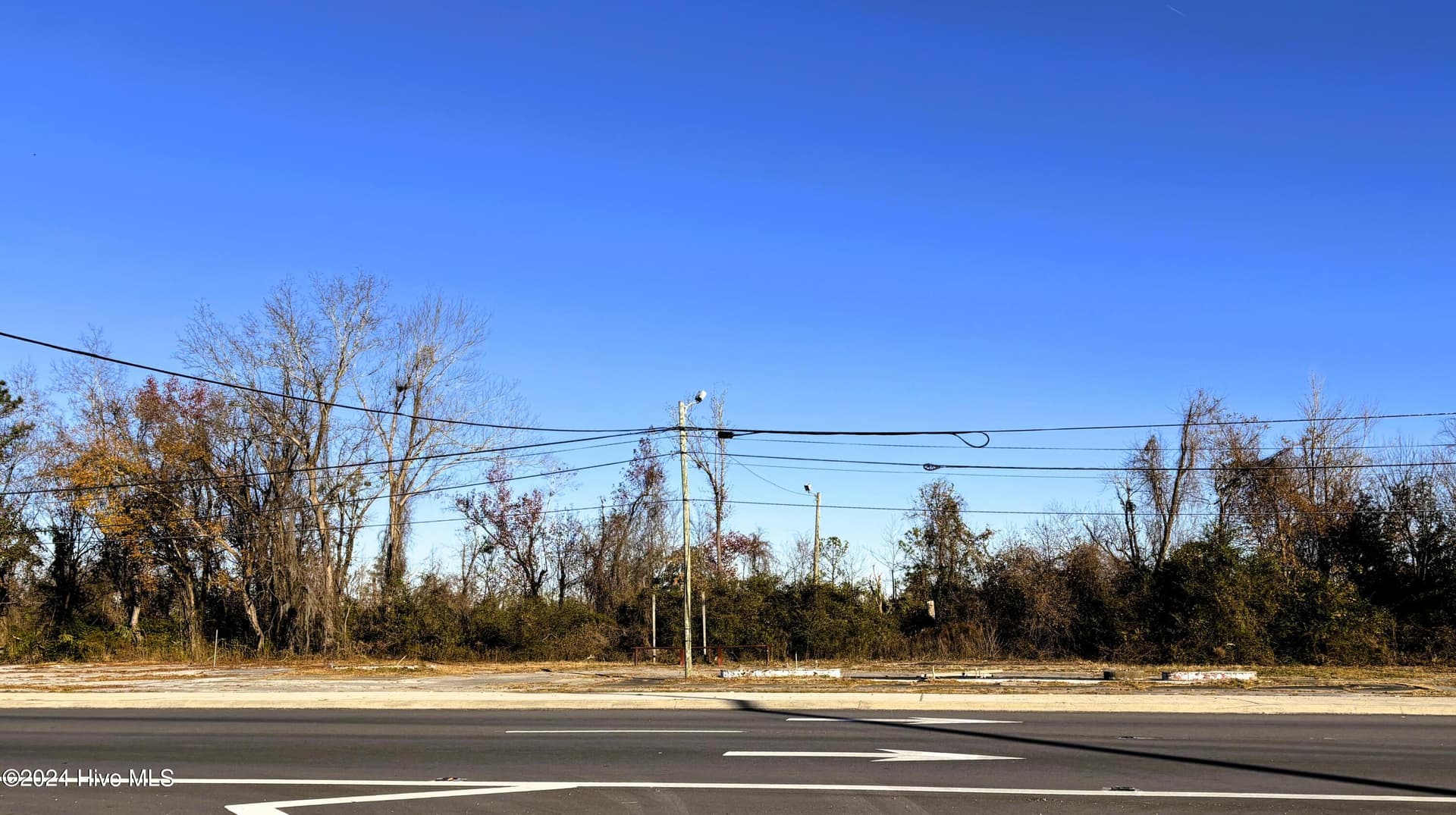 220 S Marine Boulevard, Jacksonville, NC 28540