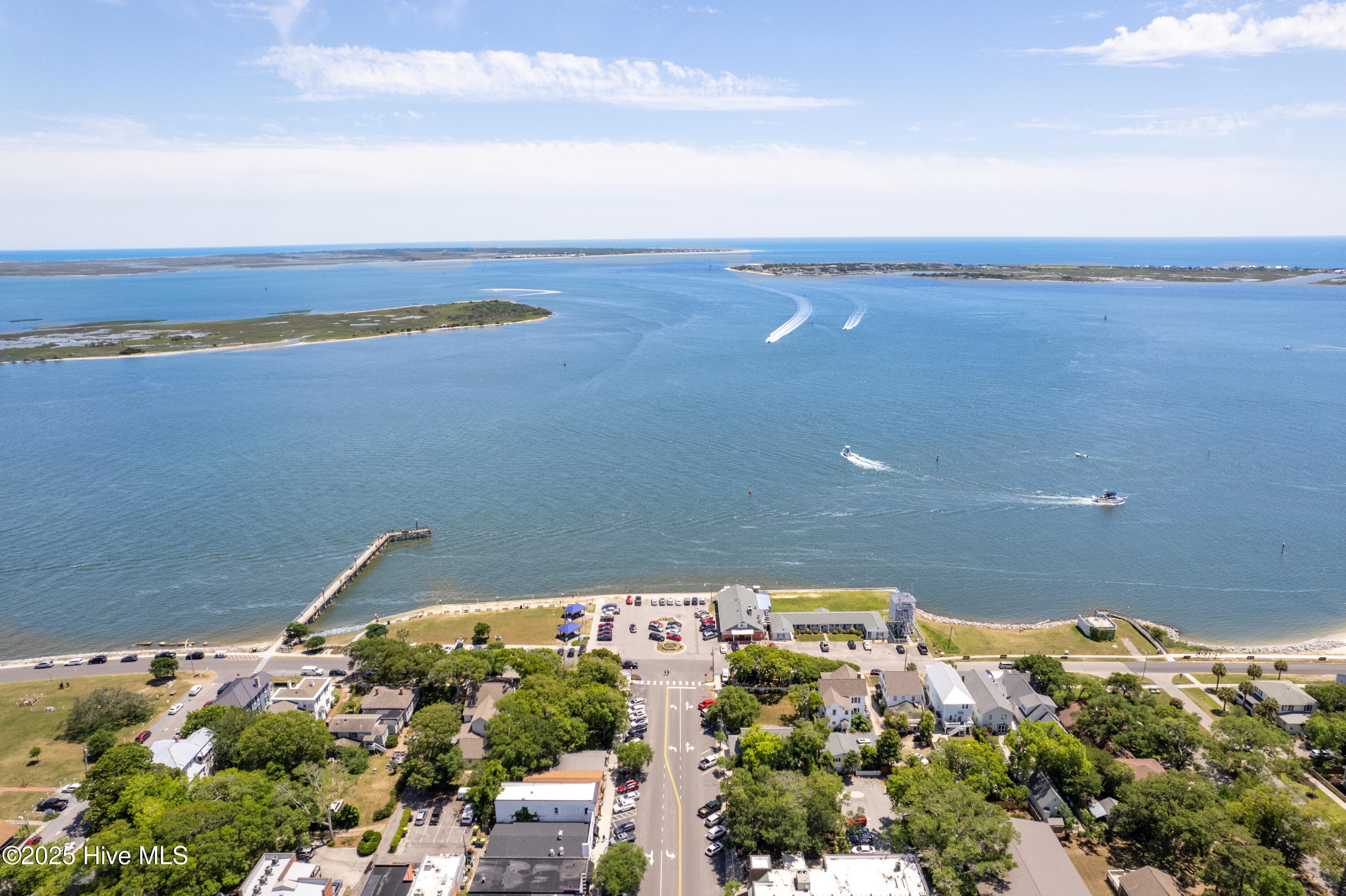 the local area beaches - 552 Timbercrest Circle, Bolivia, NC 28422