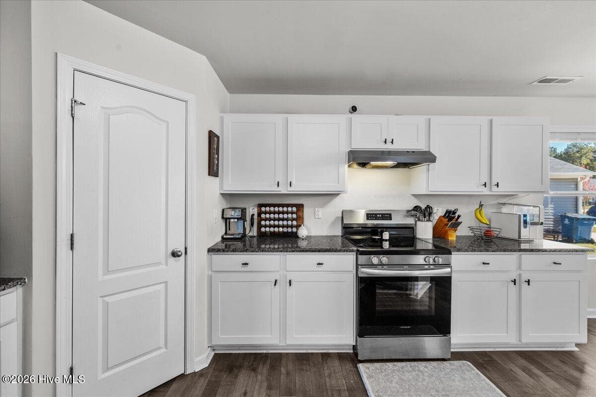 Single Family Residence at 728 Conductor Court, Vass, NC 28394, photo 12 of 42