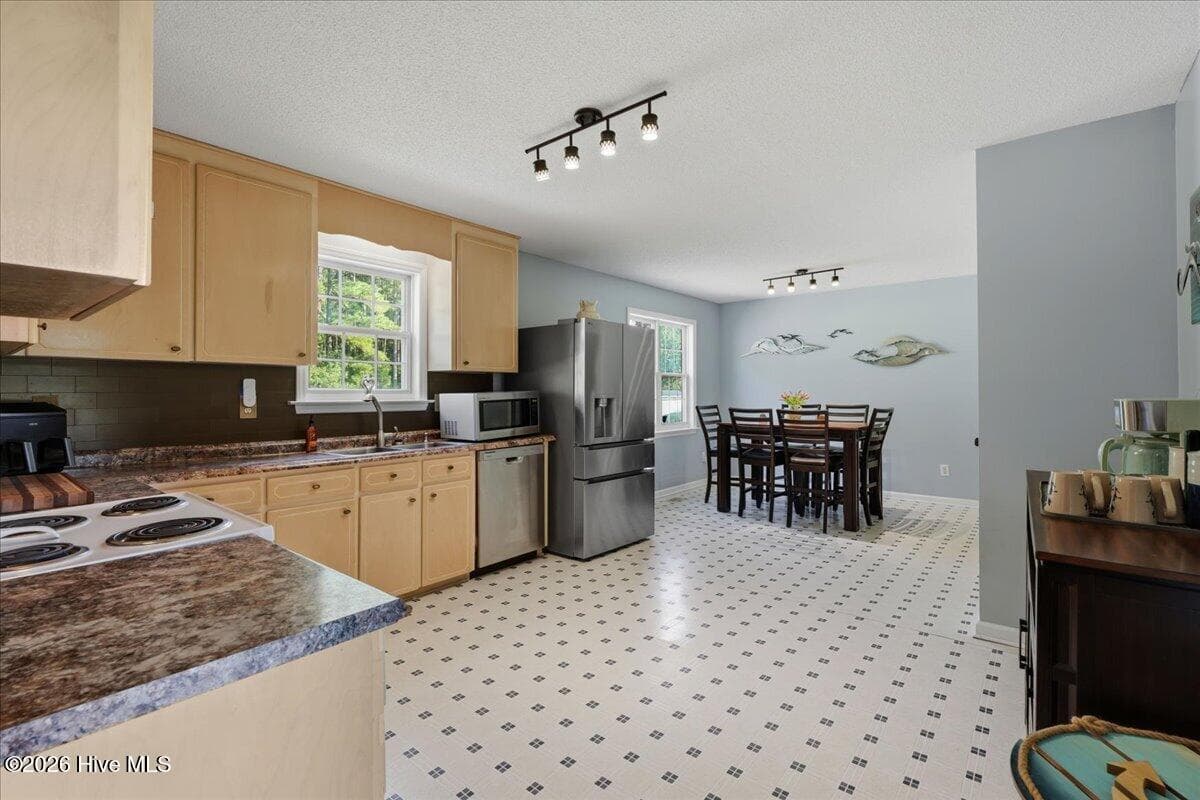 Kitchen - 110 Hilltop Drive, Four Oaks, NC 27524