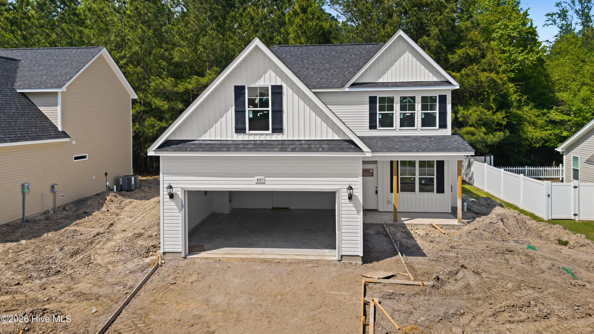 Single Family Residence at 445 Peregrine Ridge Drive, New Bern, NC 28560, photo 35 of 79