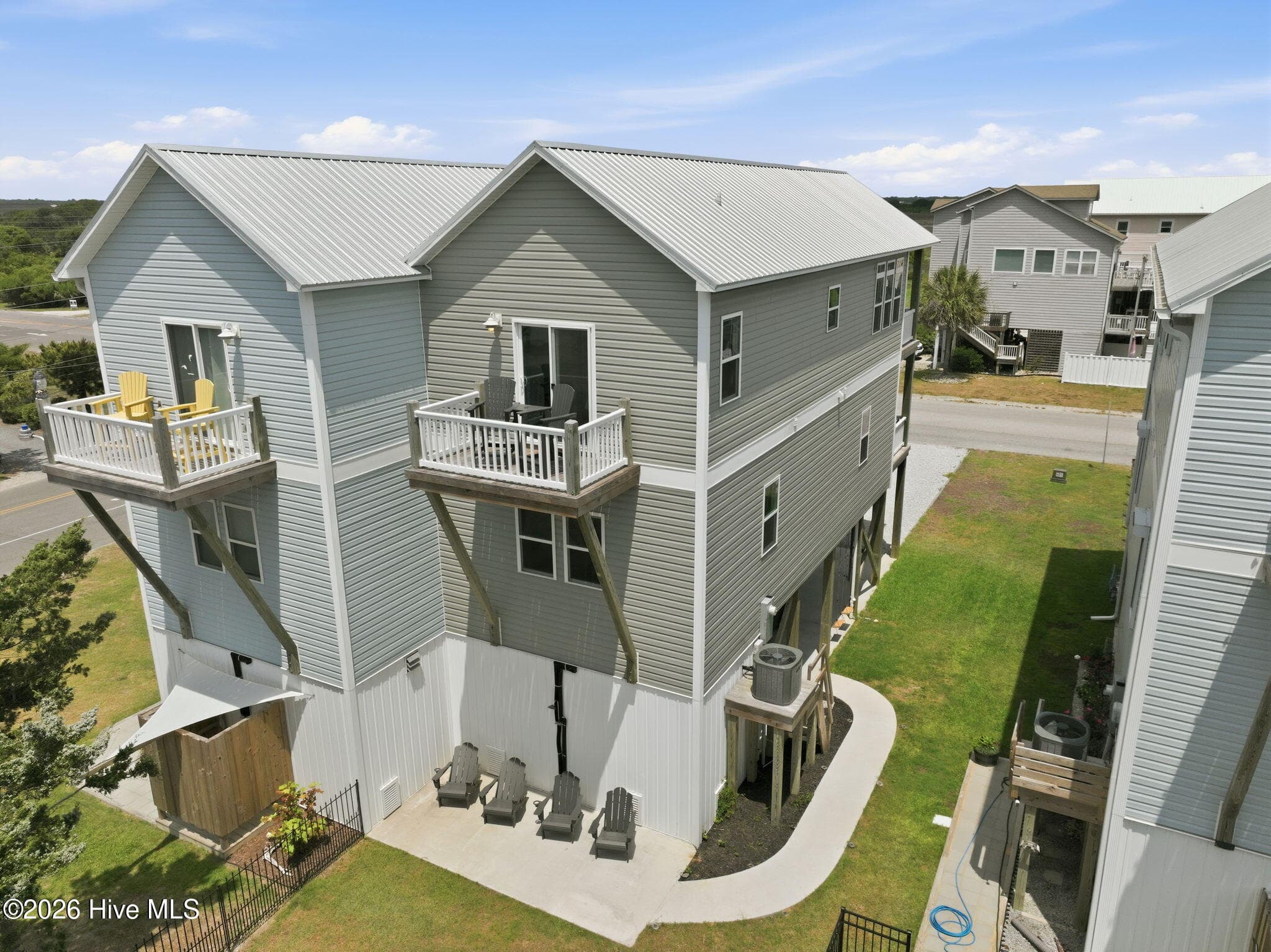 Townhouse at 124 Sea Gull Lane, North Topsail Beach, NC 28460, photo 45 of 48