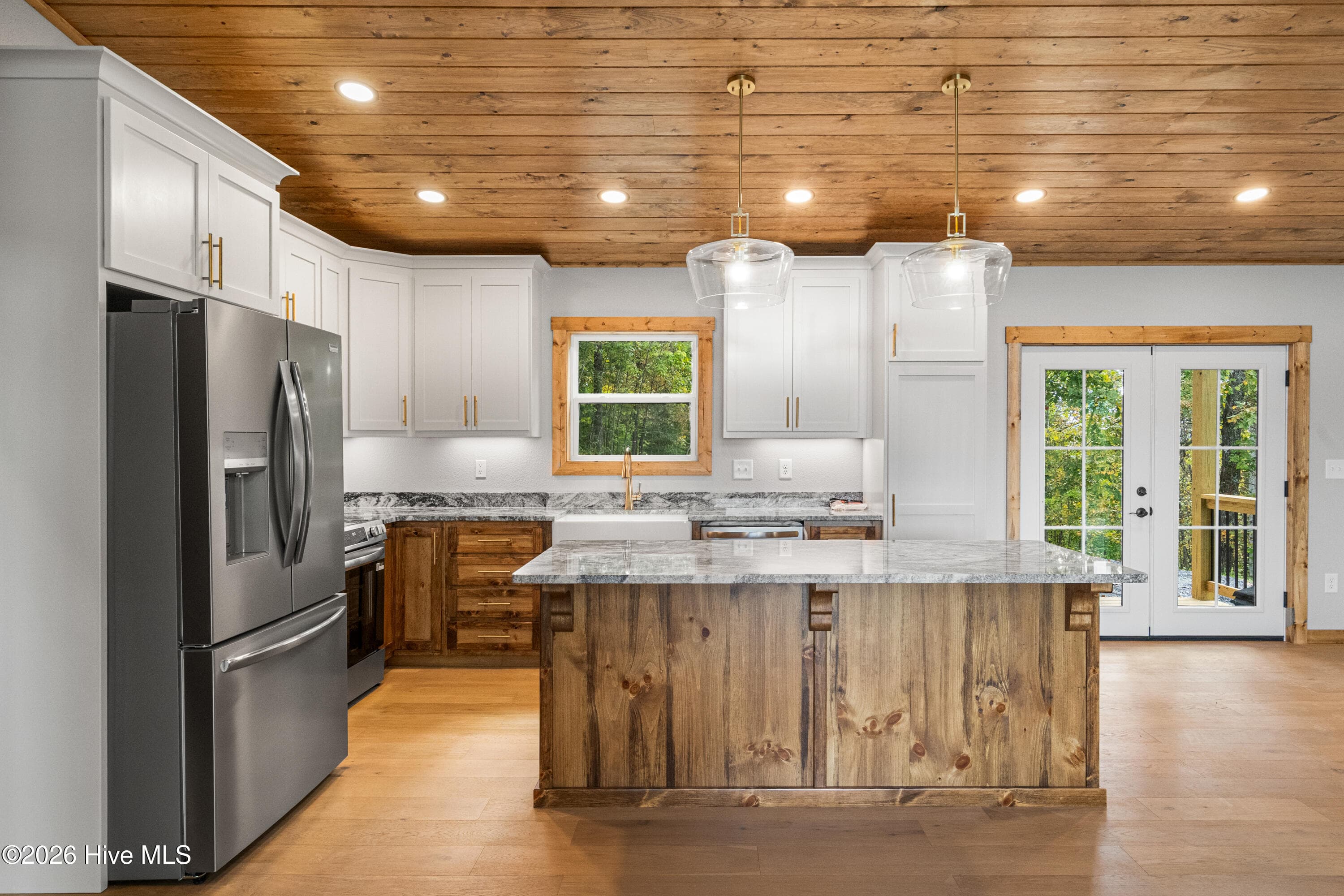 Single Family Residence at 447 Big Sky Drive, Murphy, NC 28906, photo 6 of 39