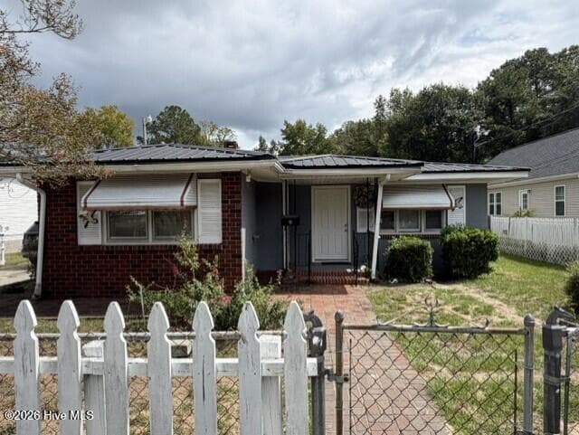 503 S Wooten Street, La Grange, NC 28551
