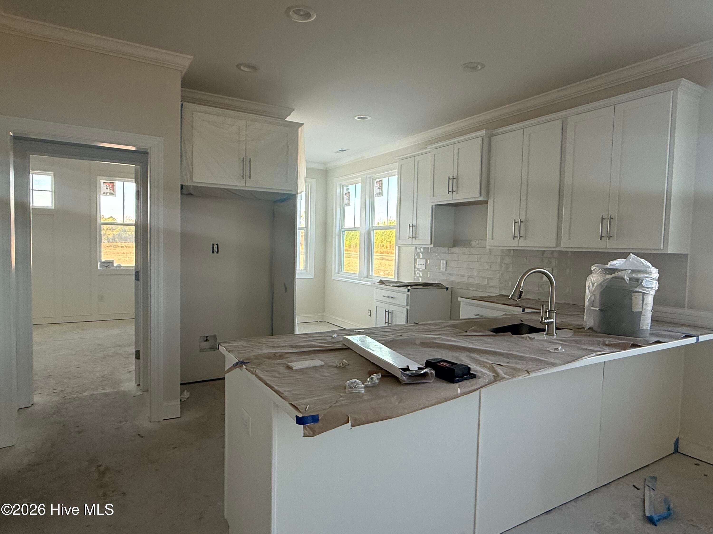 Single Family Residence at 102 Golden Finch Drive, Beaufort, NC 28516, photo 11 of 93