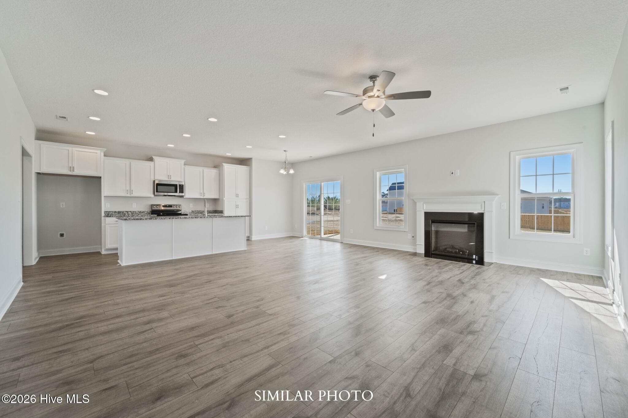 Single Family Residence at 348 Water Wagon Trail, Jacksonville, NC 28546, photo 7 of 47