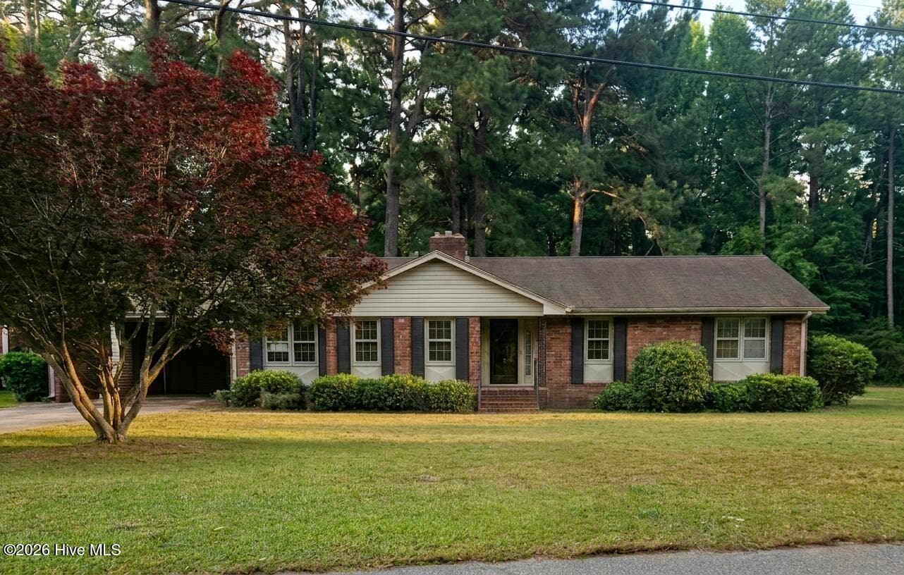 111 Fairlane Road, Greenville, NC 27834