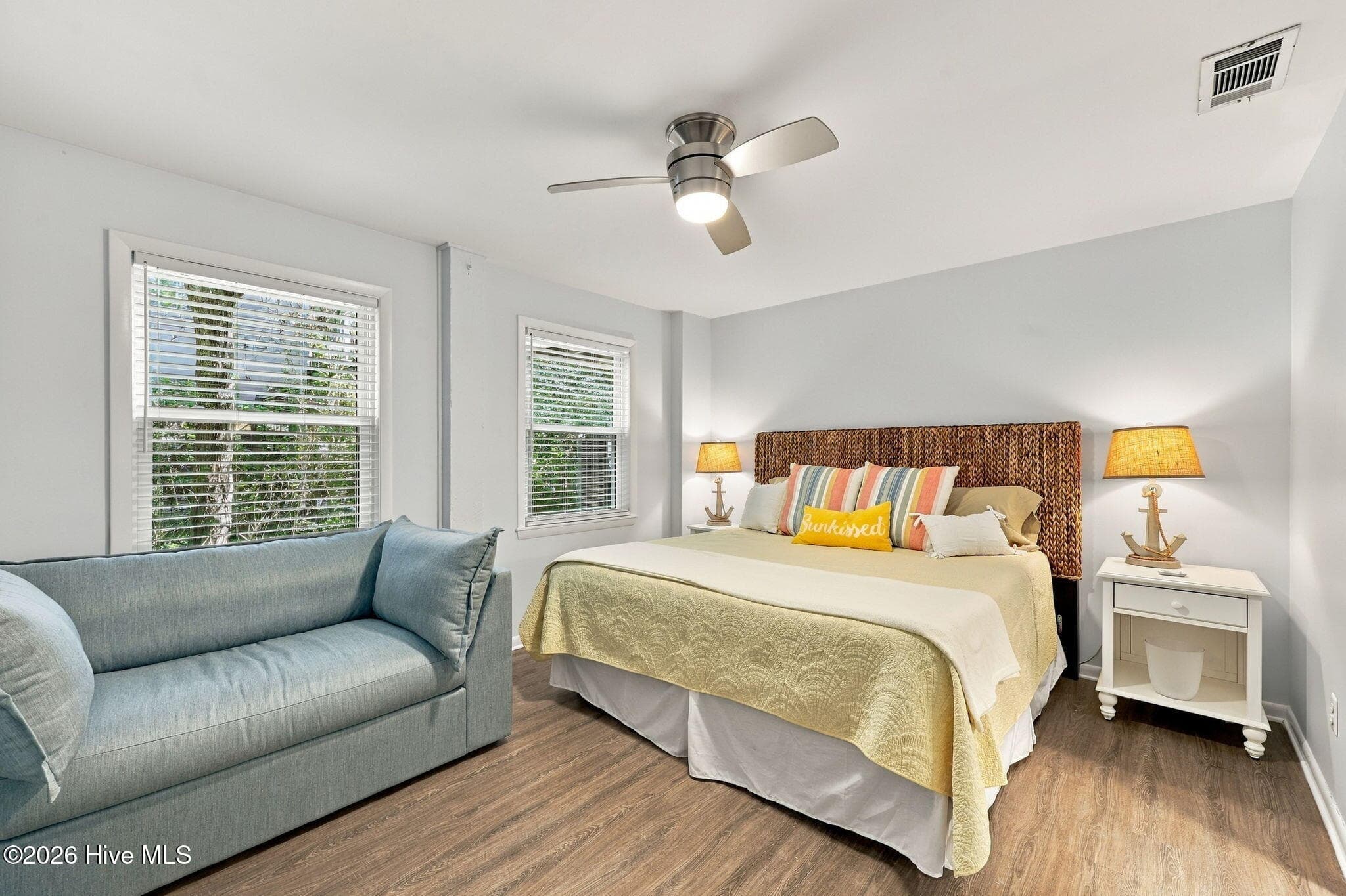 Single Family Residence at 118 Periwinkle Drive, Emerald Isle, NC 28594, photo 31 of 39
