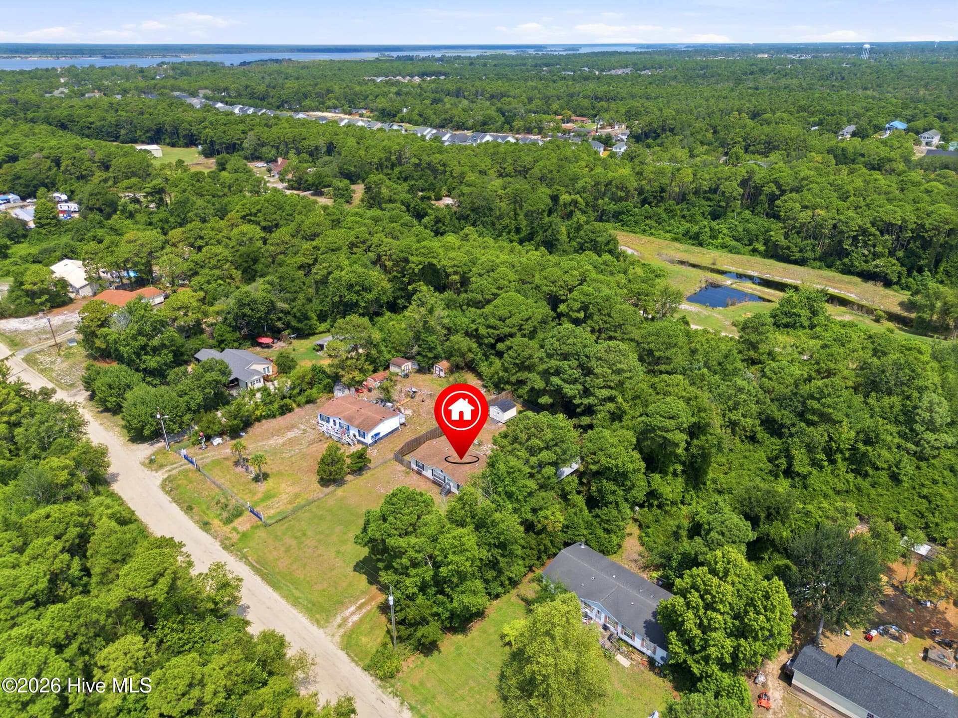 Manufactured Home at 709 Inlet Acres Drive, Wilmington, NC 28412, photo 37 of 44