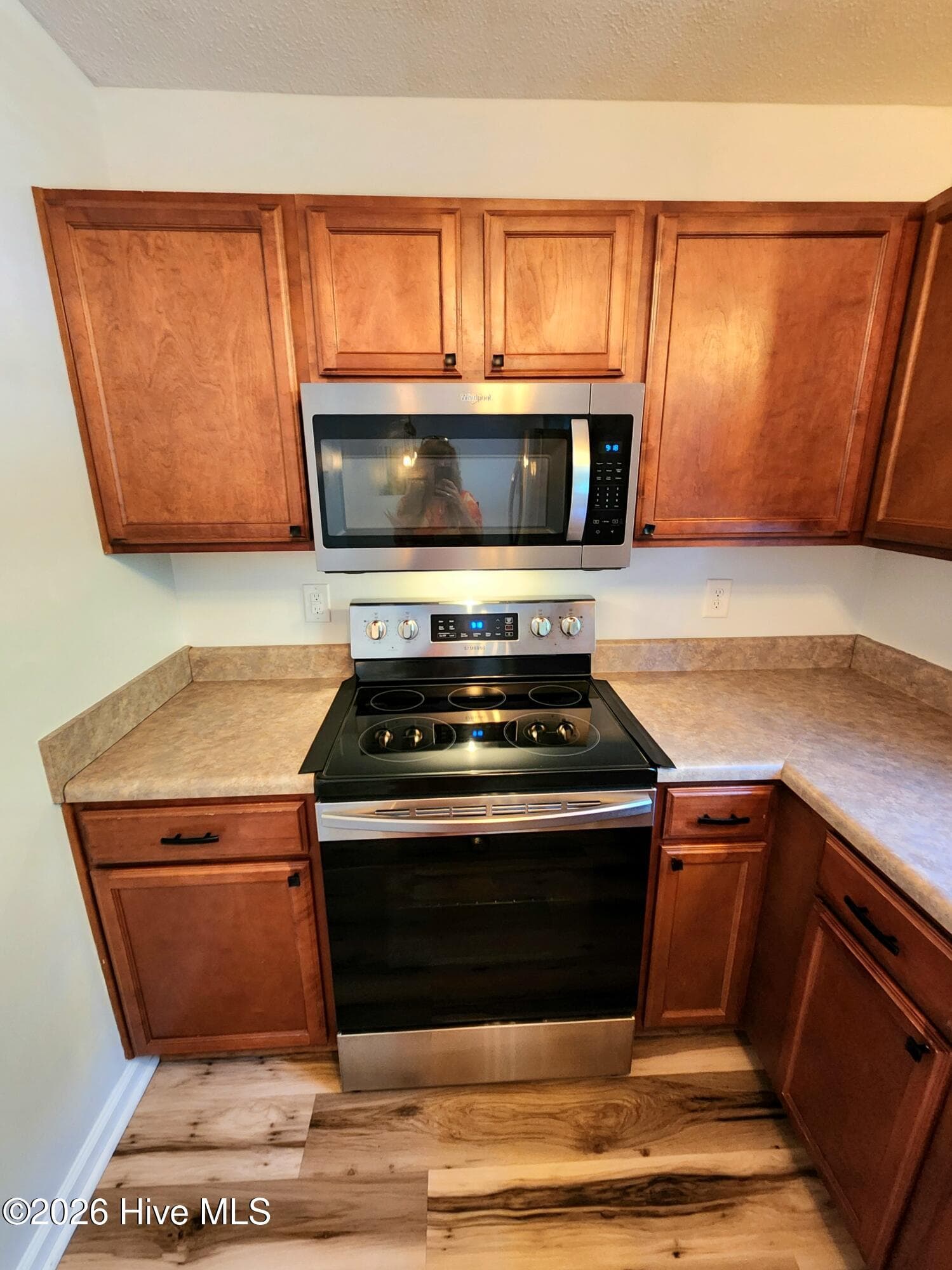 Townhouse at 182 Kelly Circle, Hubert, NC 28539, photo 13 of 32