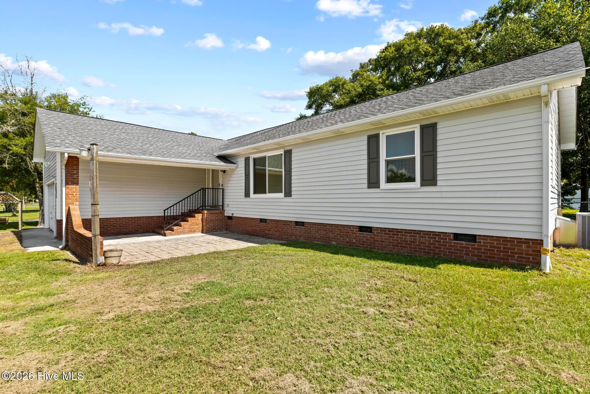 Single Family Residence at 1815 Watts Landing Road, Hampstead, NC 28443, photo 27 of 34