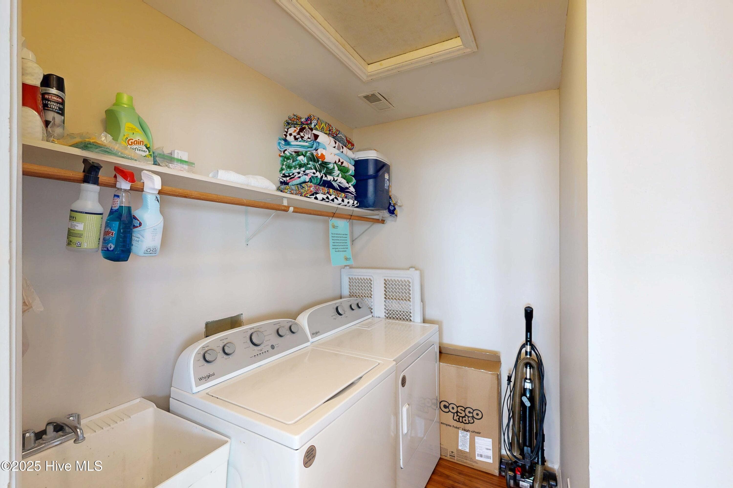 Single Family Residence at 124 N Permuda Wynd Drive, North Topsail Beach, NC 28460, photo 61 of 84