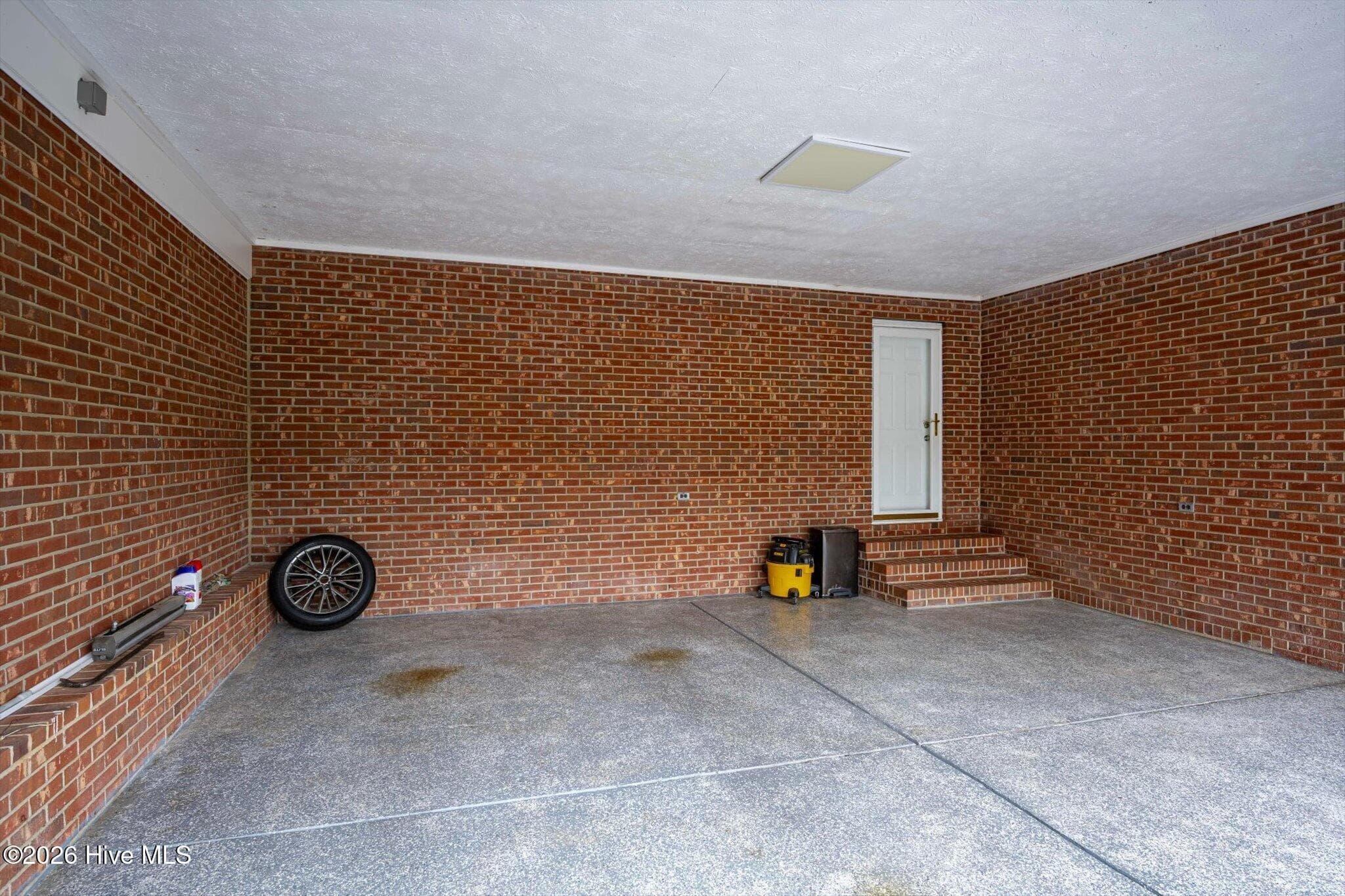 Commercial Sale at 2773 Gordon Highway, Augusta, GA 30909, photo 3 of 3