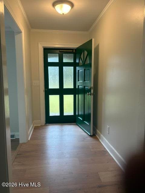 Single Family Residence at 2301 Rouse Road, Kinston, NC 28504, photo 6 of 26