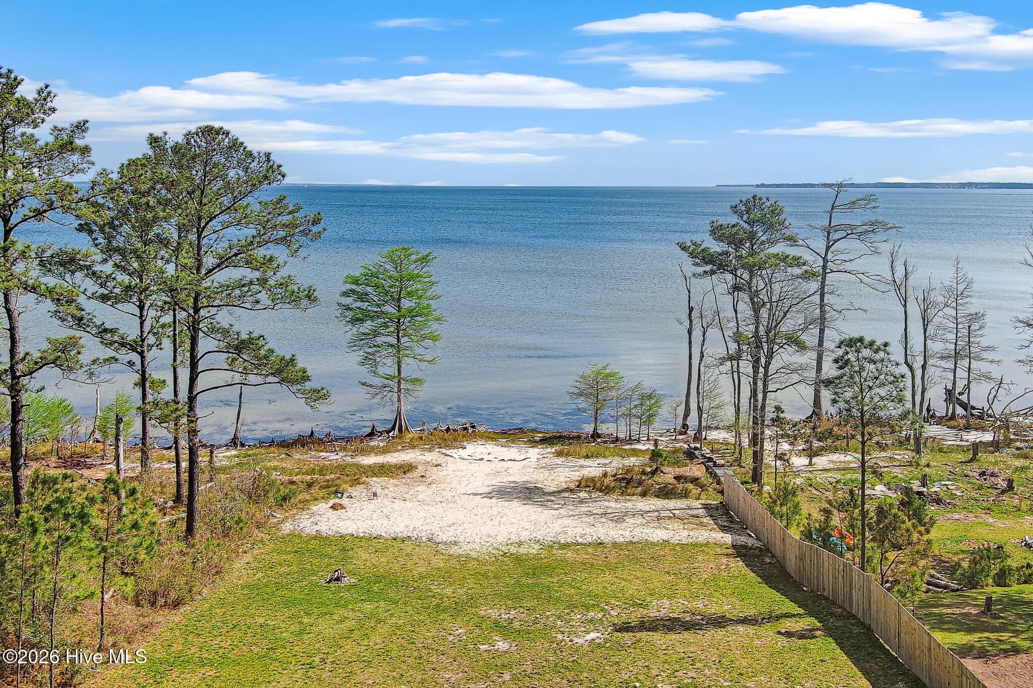107 Cedarwood Drive, Havelock, NC 28532