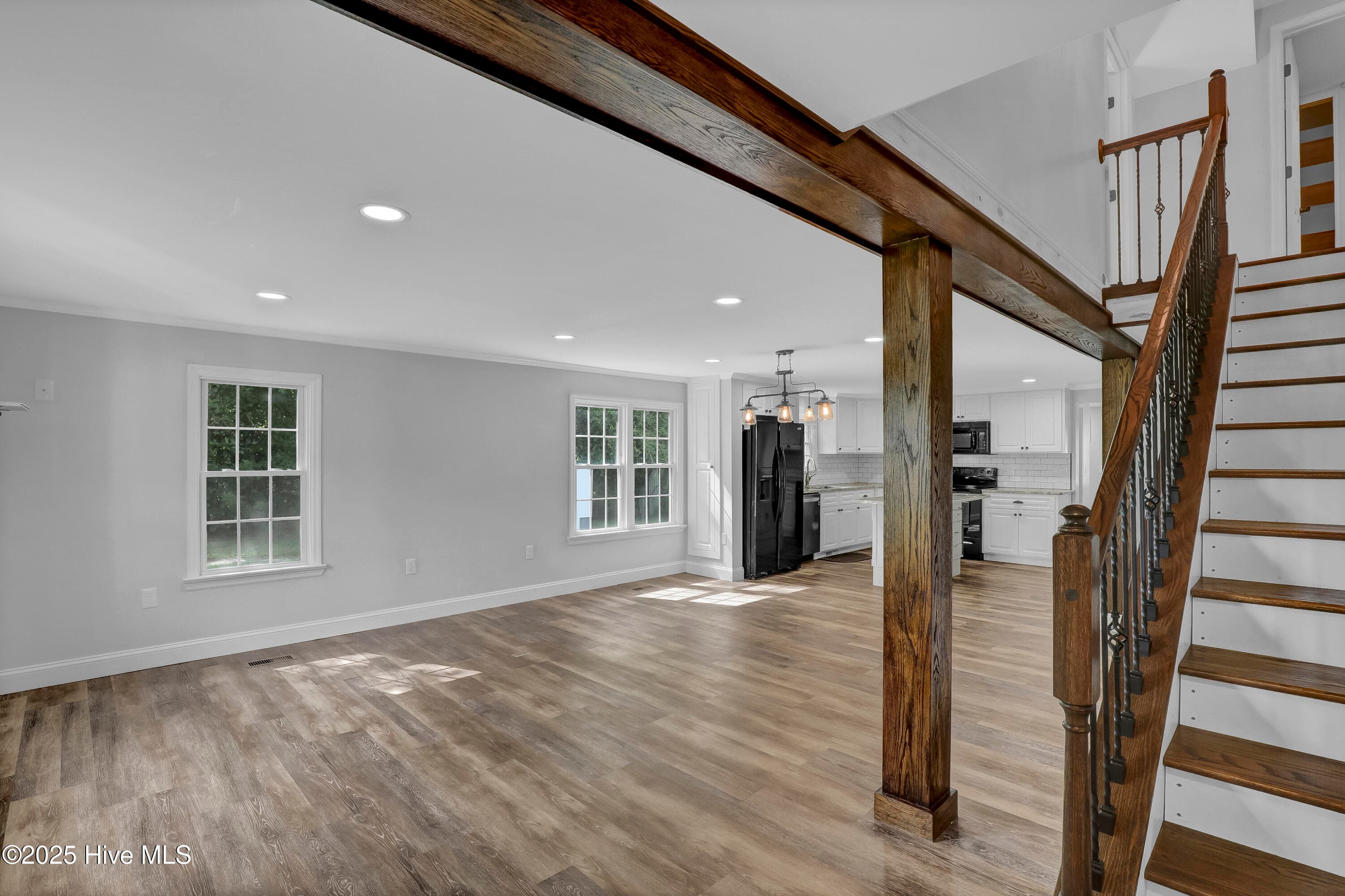 Single Family Residence at 2971 Penderlea Highway, Burgaw, NC 28425, photo 4 of 26