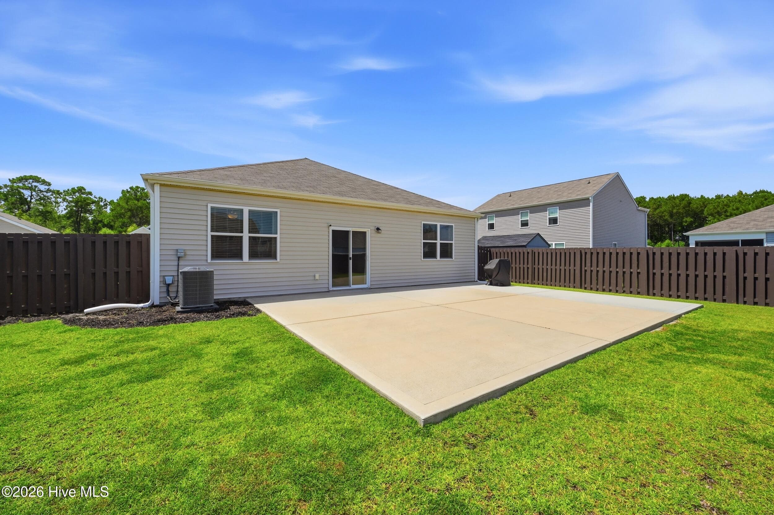 Single Family Residence at 9048 Saint George Road Lot 24, Wilmington, NC 28411, photo 24 of 34