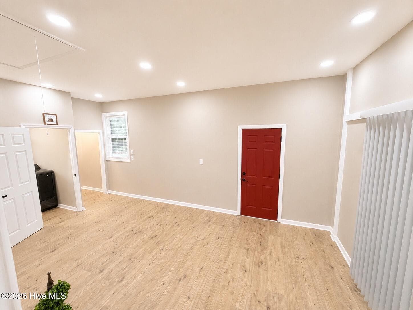 Single Family Residence at 3202 College Road, Wilmington, NC 28412, photo 41 of 45