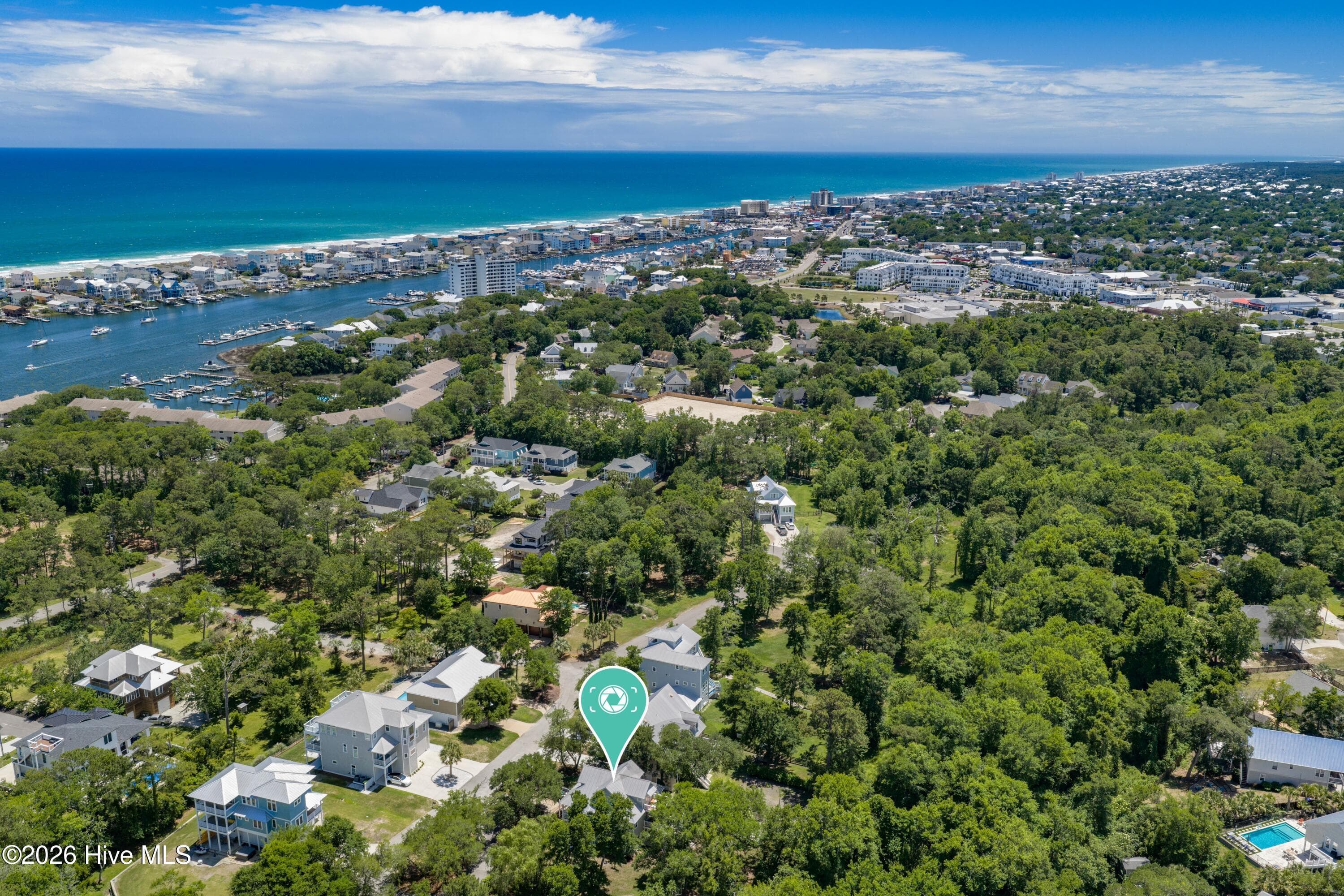 Single Family Residence at 213 Oak Outlook Way, Carolina Beach, NC 28428, photo 3 of 3