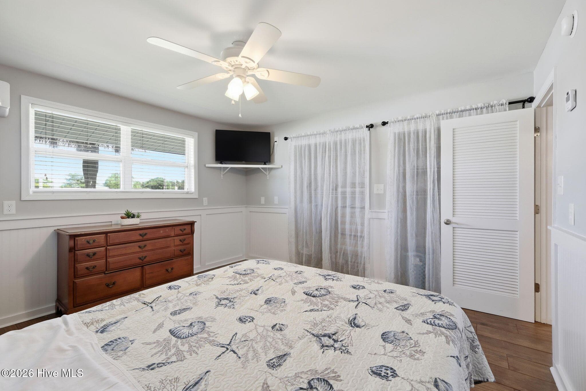 Condominium at 109 Cedar Lane 9, Cedar Point, NC 28584, photo 13 of 37