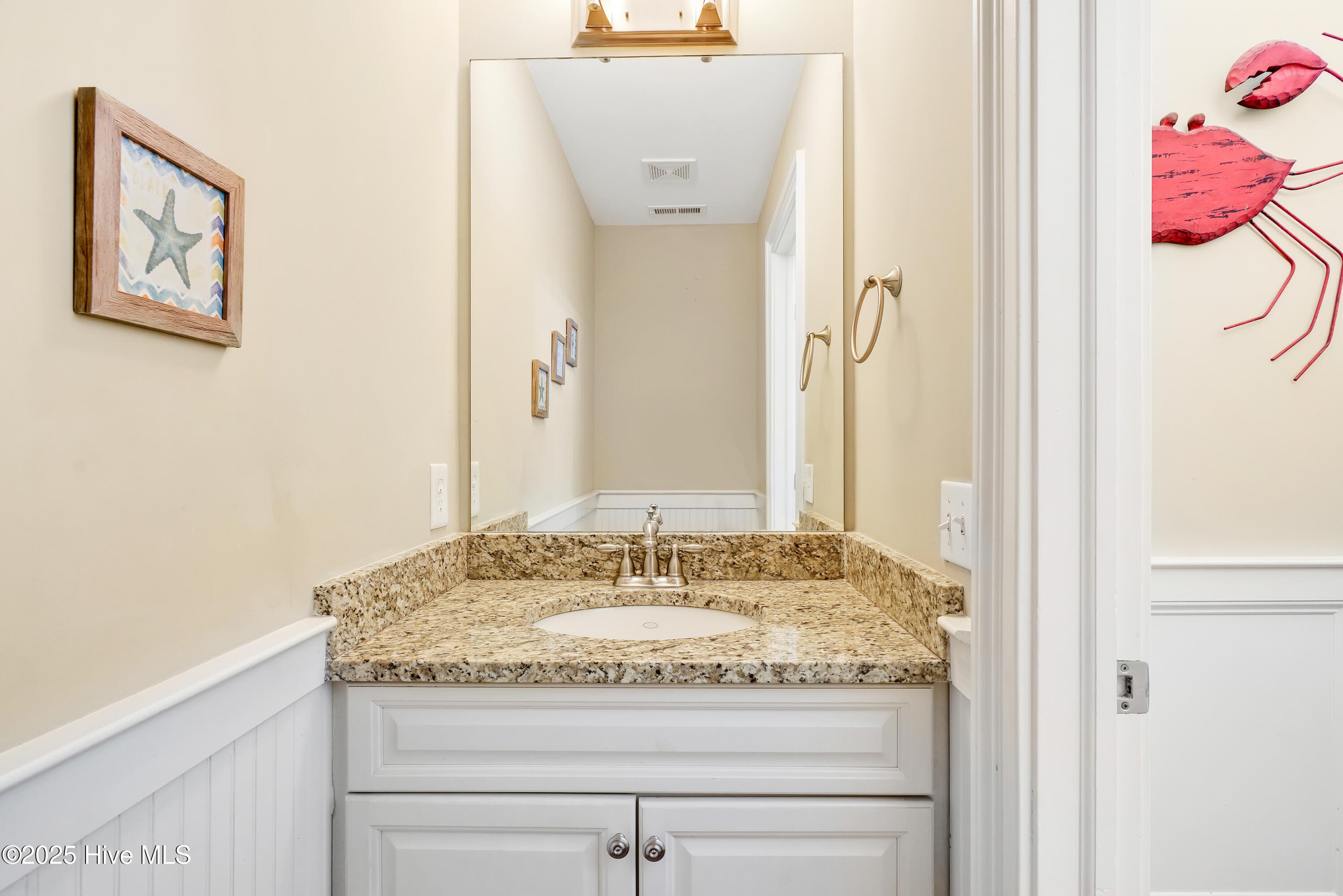 Single Family Residence at 103 SE 74th Street, Oak Island, NC 28465, photo 19 of 41