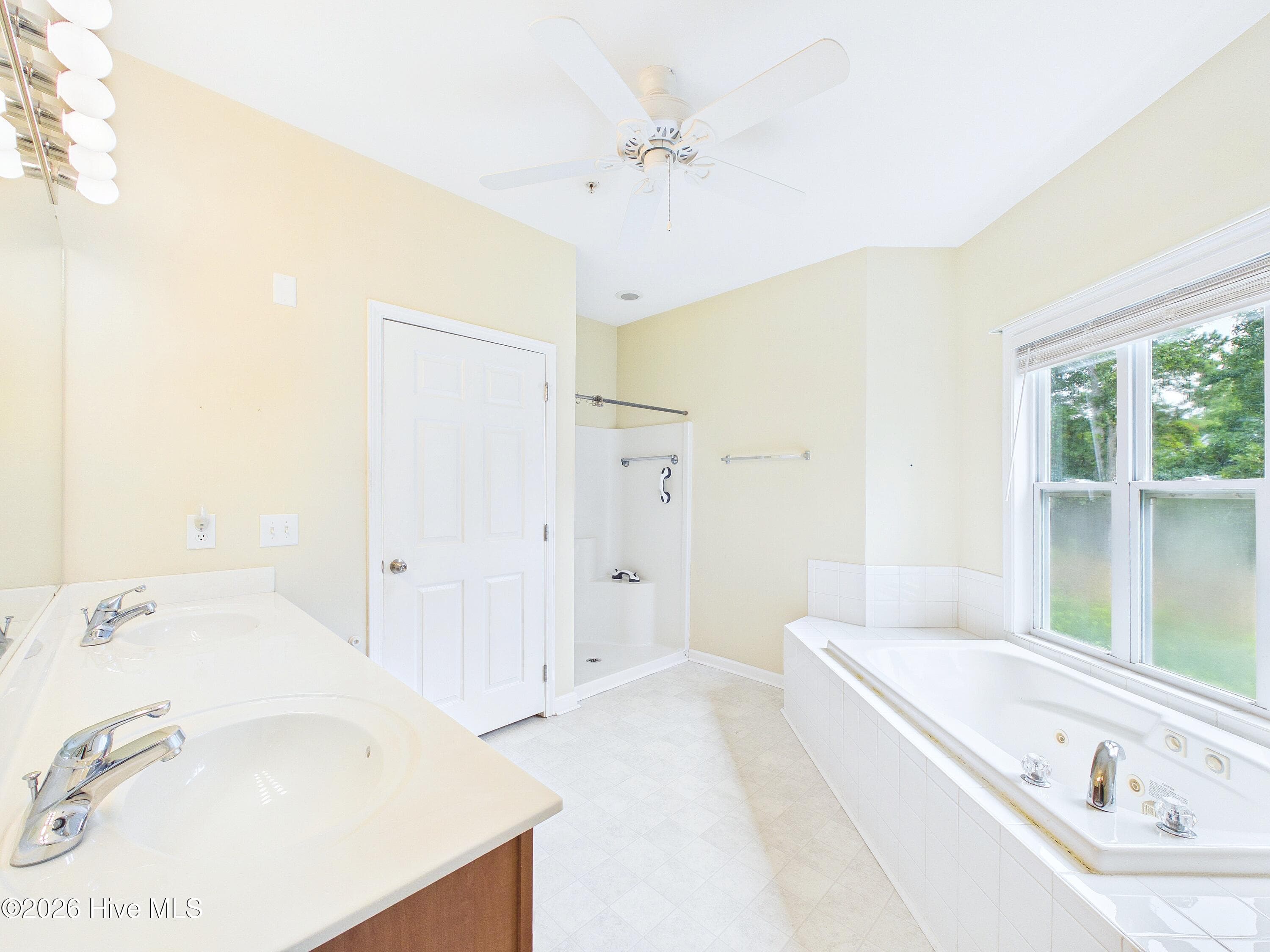 Condominium at 3909 Botsford Court Unit 103, Wilmington, NC 28412, photo 82 of 95
