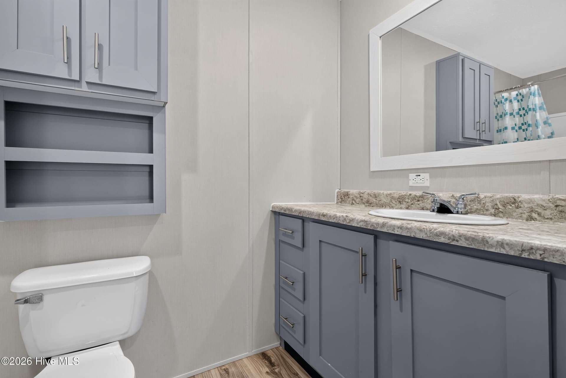 Manufactured Home at 2414 Shoreline Drive SW, Supply, NC 28462, photo 14 of 20