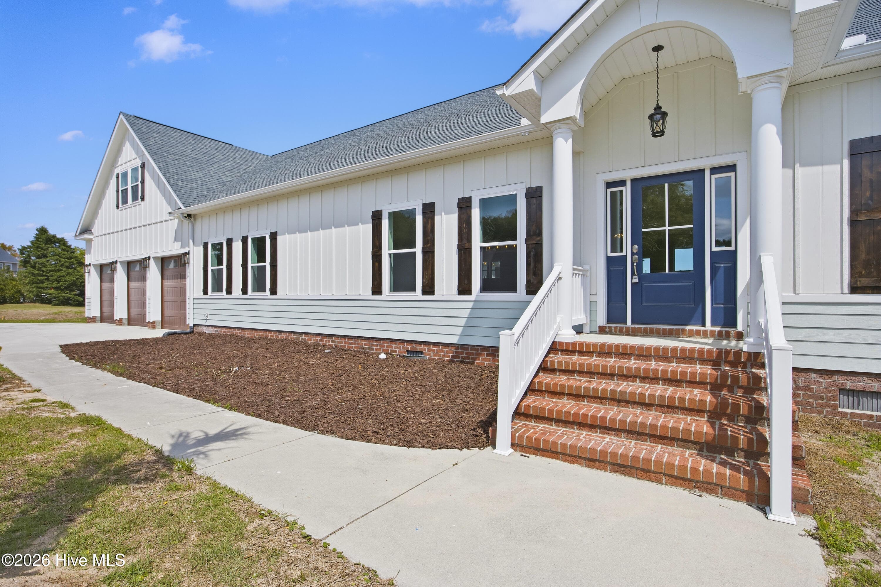 Single Family Residence at 106 Elizabeth Way Court, Swansboro, NC 28584, photo 35 of 63