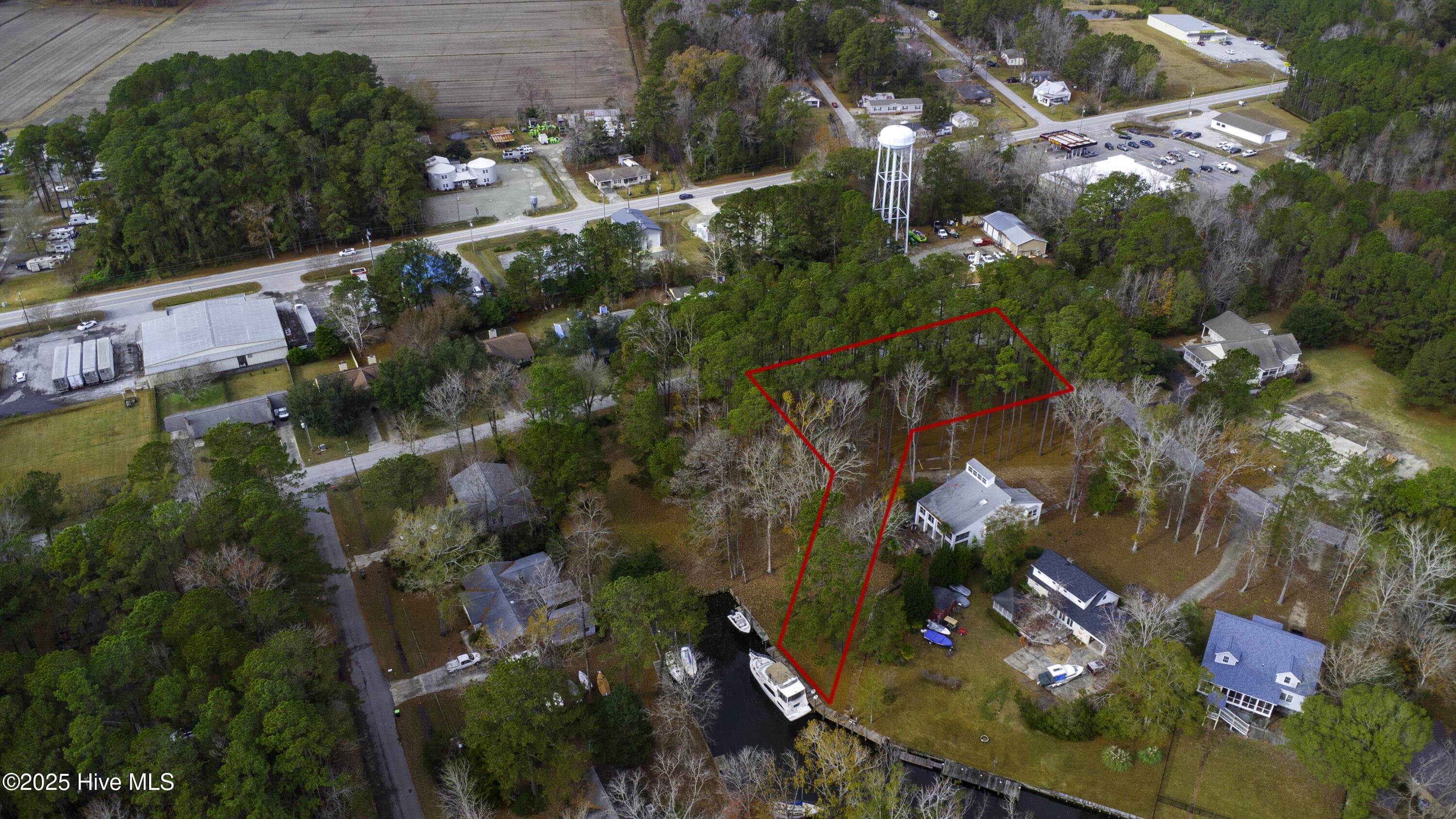 50 Gilgo Road, Oriental, NC 28571