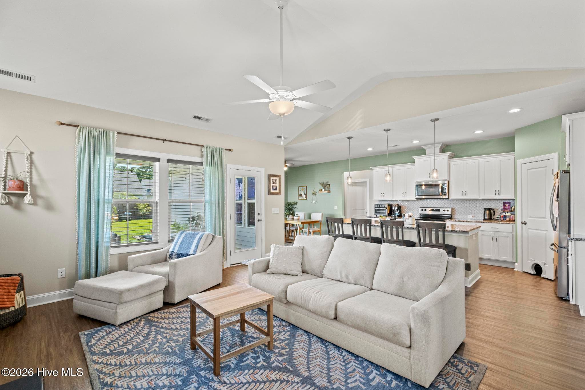 Single Family Residence at 37 W Weatherbee Way, Hampstead, NC 28443, photo 5 of 26