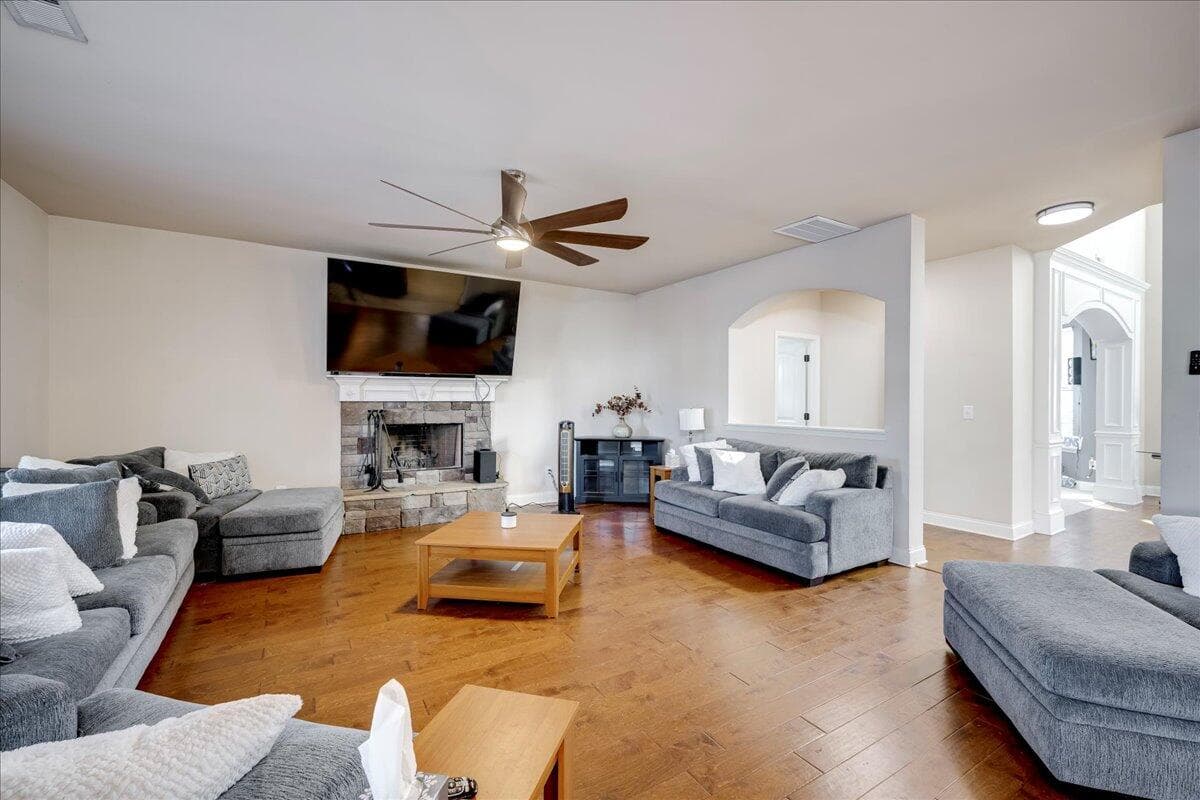 Single Family Residence at 207 Dripping Rock Pass, Grovetown, GA 30813, photo 15 of 53