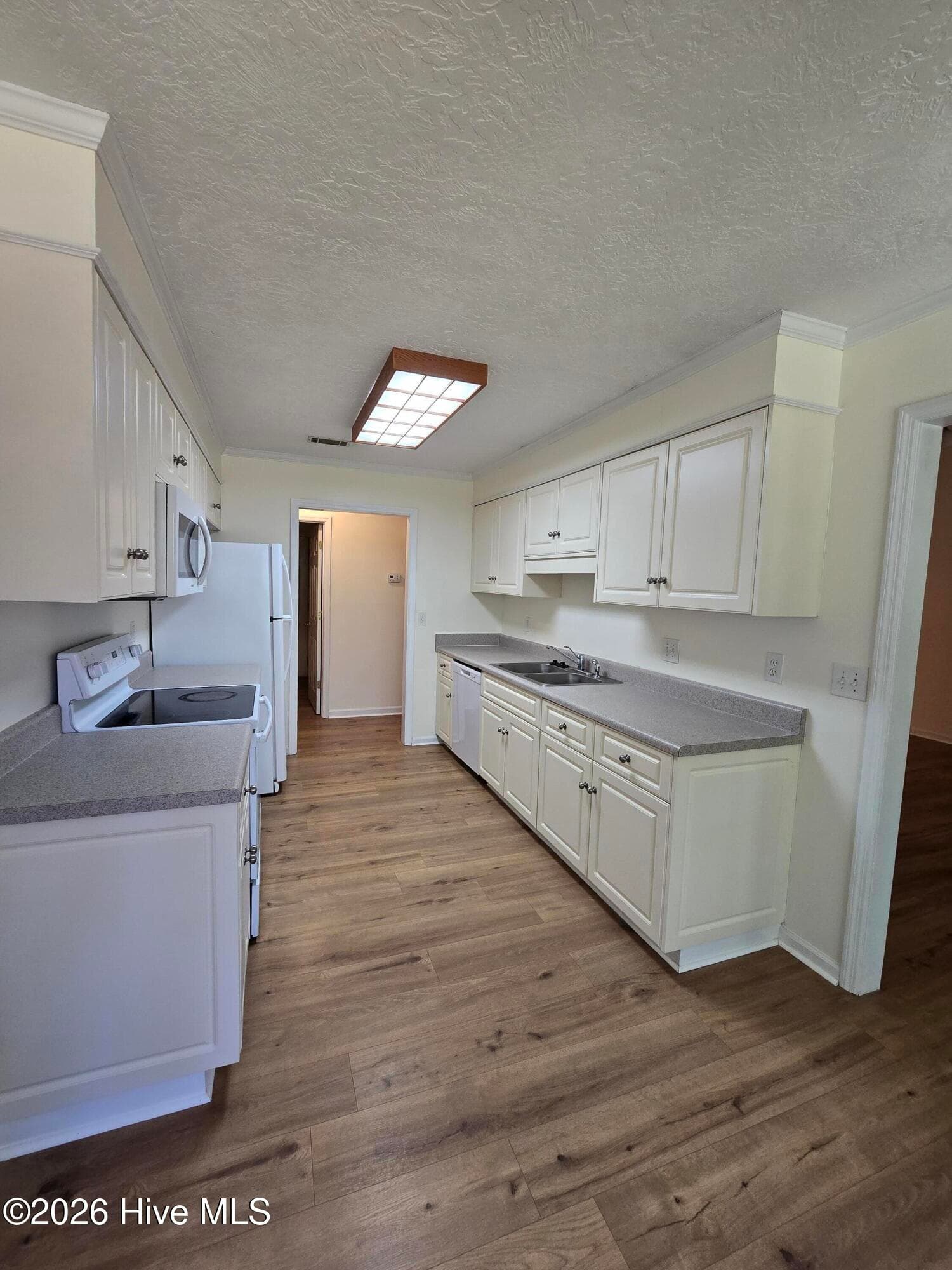 Single Family Residence at 4536 Country Glen Circle, Grovetown, GA 30813, photo 15 of 47