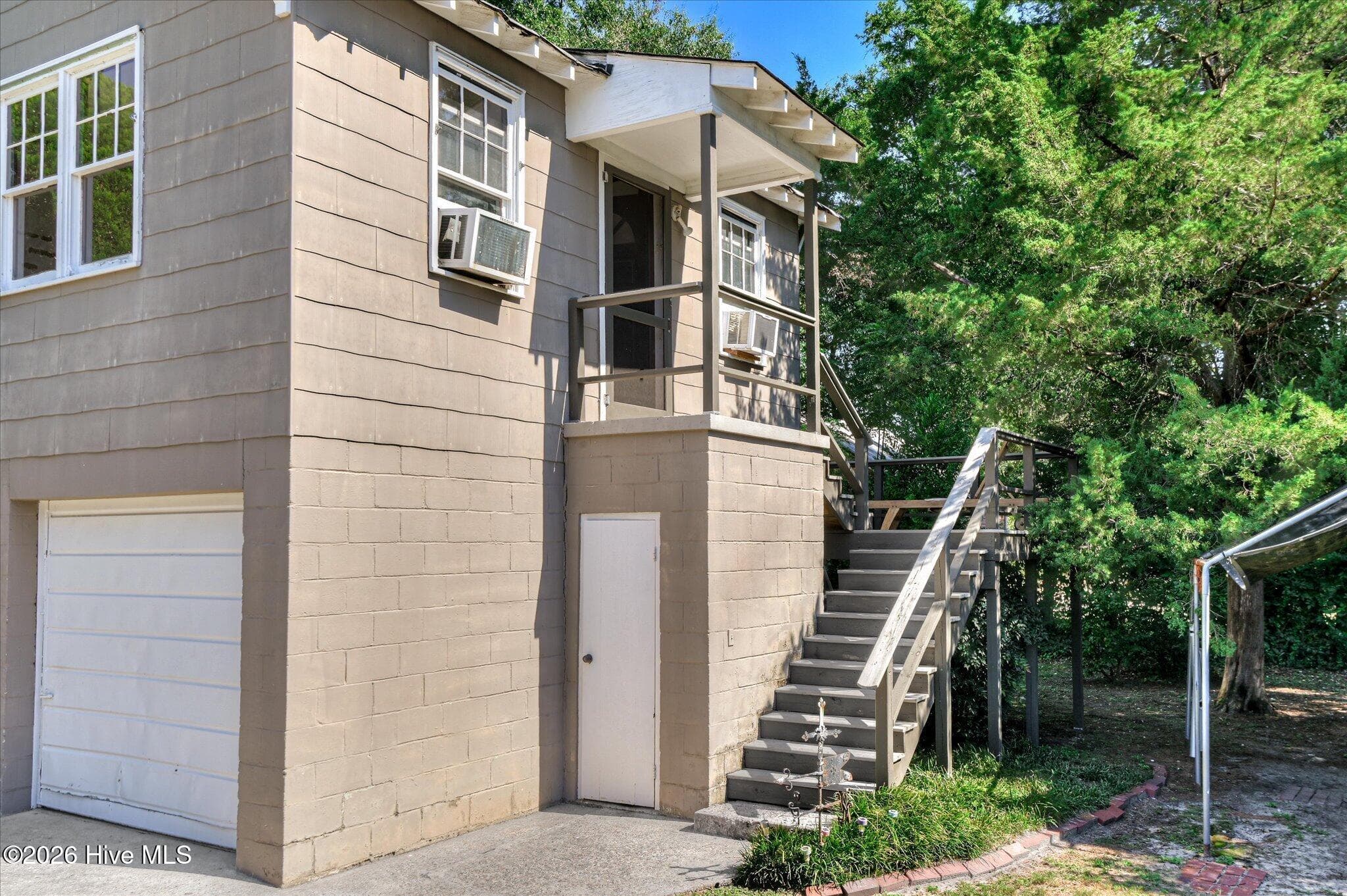 Garage Apartment - 1314 Glenn Avenue, Augusta, GA 30904