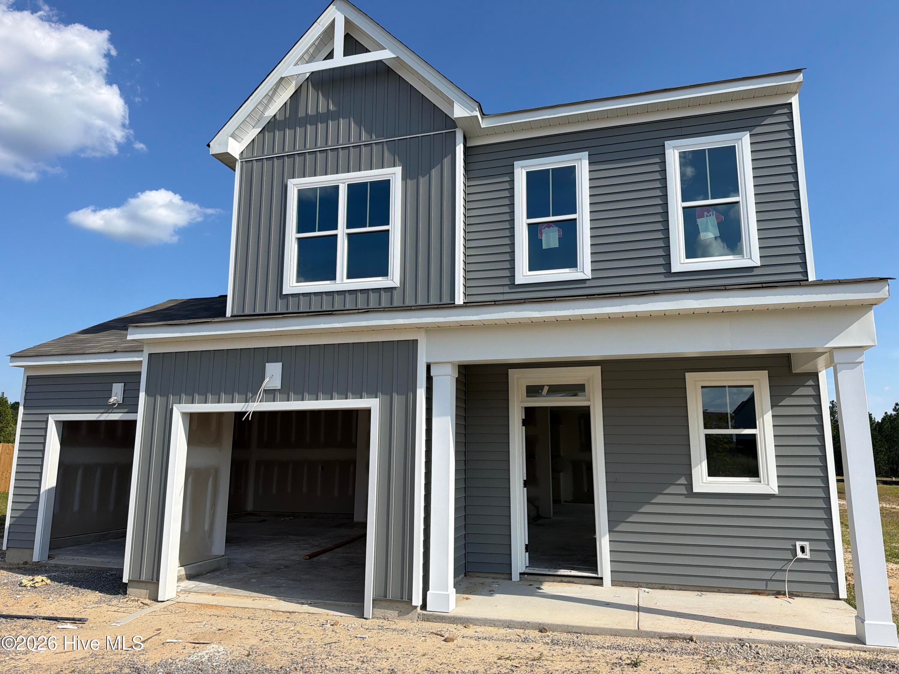 Single Family Residence at 534 Midsummer Street, Aberdeen, NC 28315, photo 4 of 6