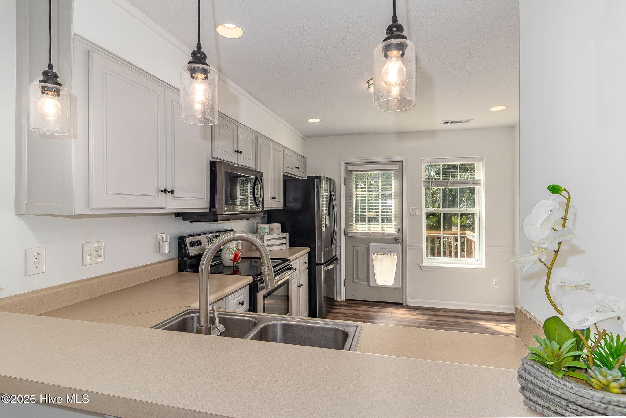 Single Family Residence at 1975 Shoreline Drive, Grovetown, GA 30813, photo 13 of 31