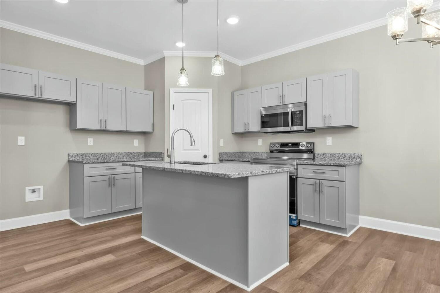 Single Family Residence at 38 Gregg Street, Augusta, GA 30901, photo 7 of 32