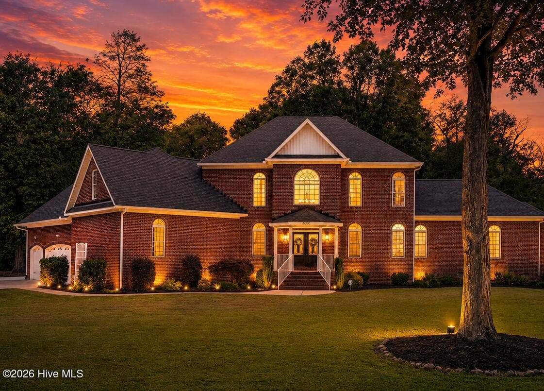 4000 Sterling Trace Drive, Winterville, NC 28590