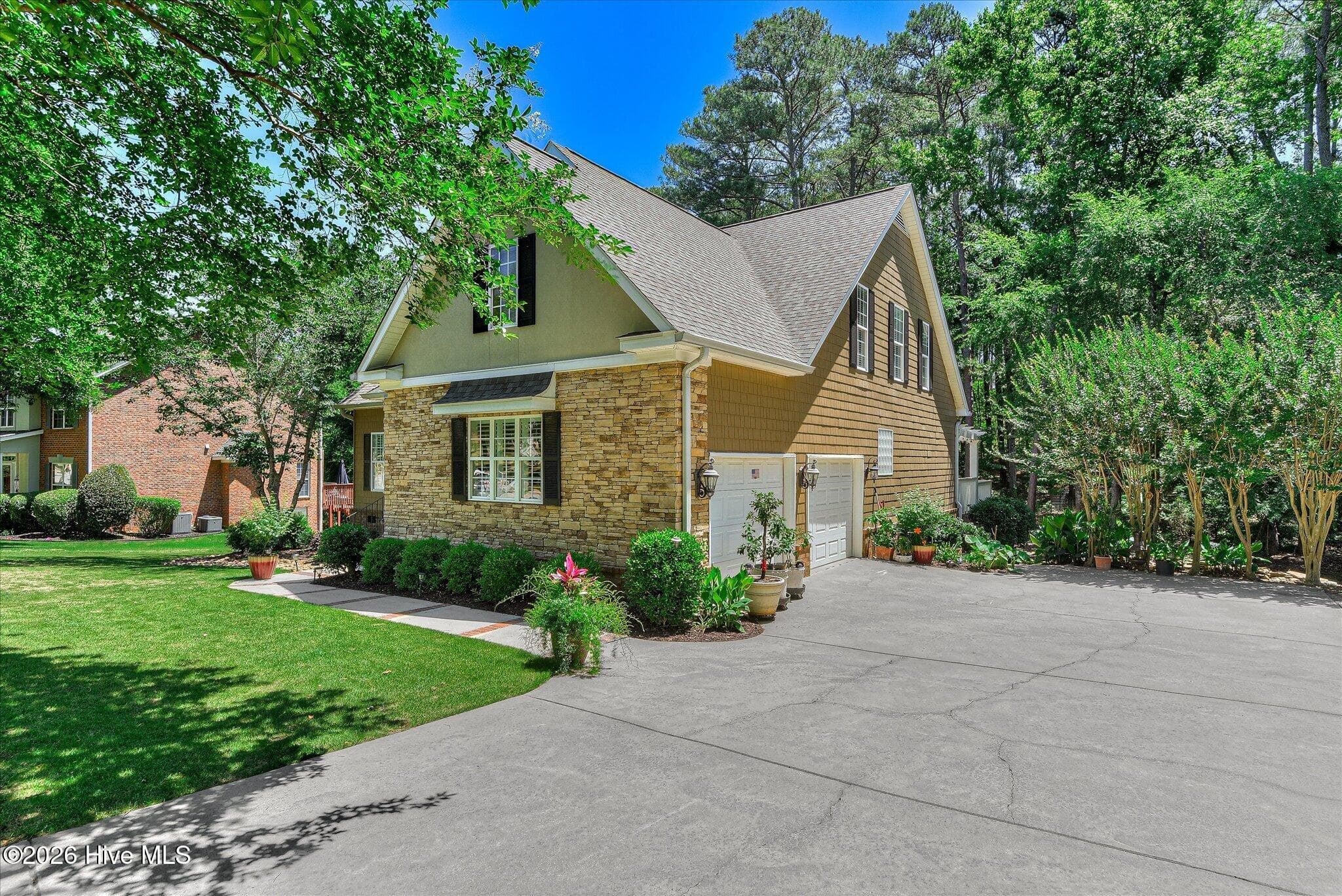 Single Family Residence at 110 Hunting Tower Drive, Grovetown, GA 30813, photo 4 of 57