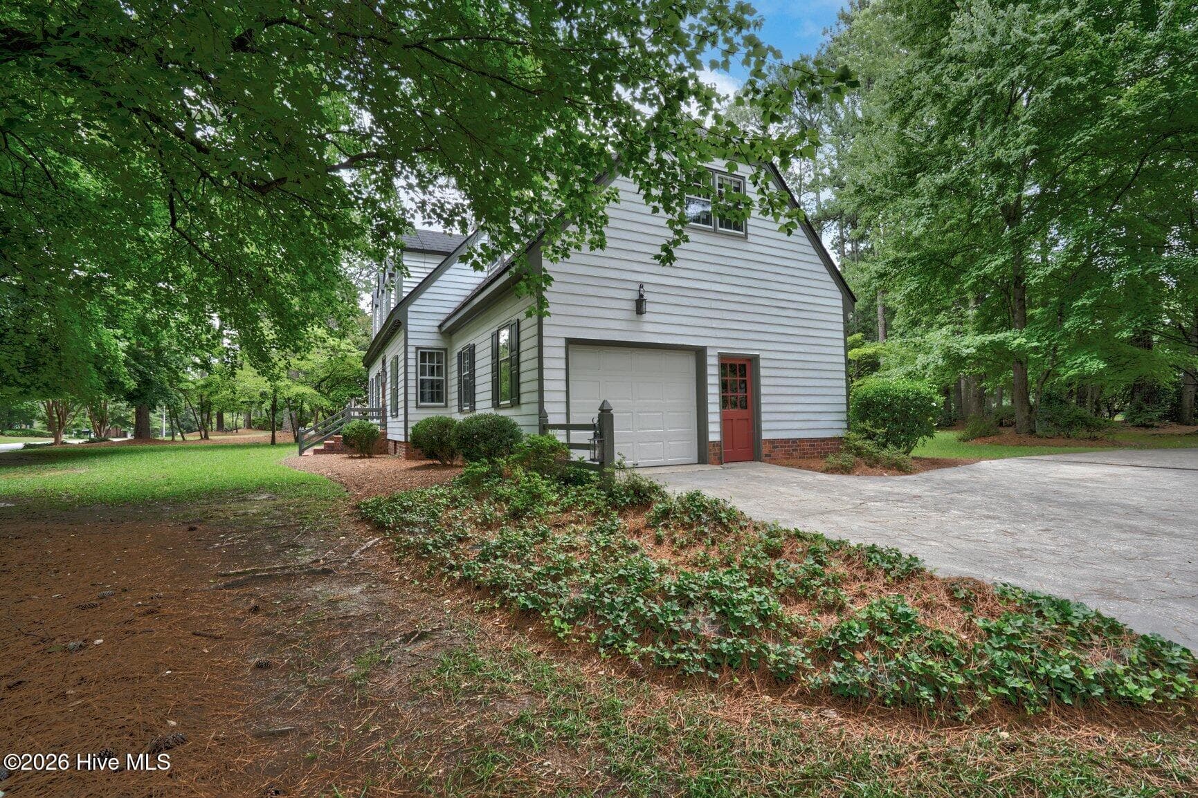 Single Family Residence at 3521 Sheffield Drive, Rocky Mount, NC 27803, photo 3 of 49