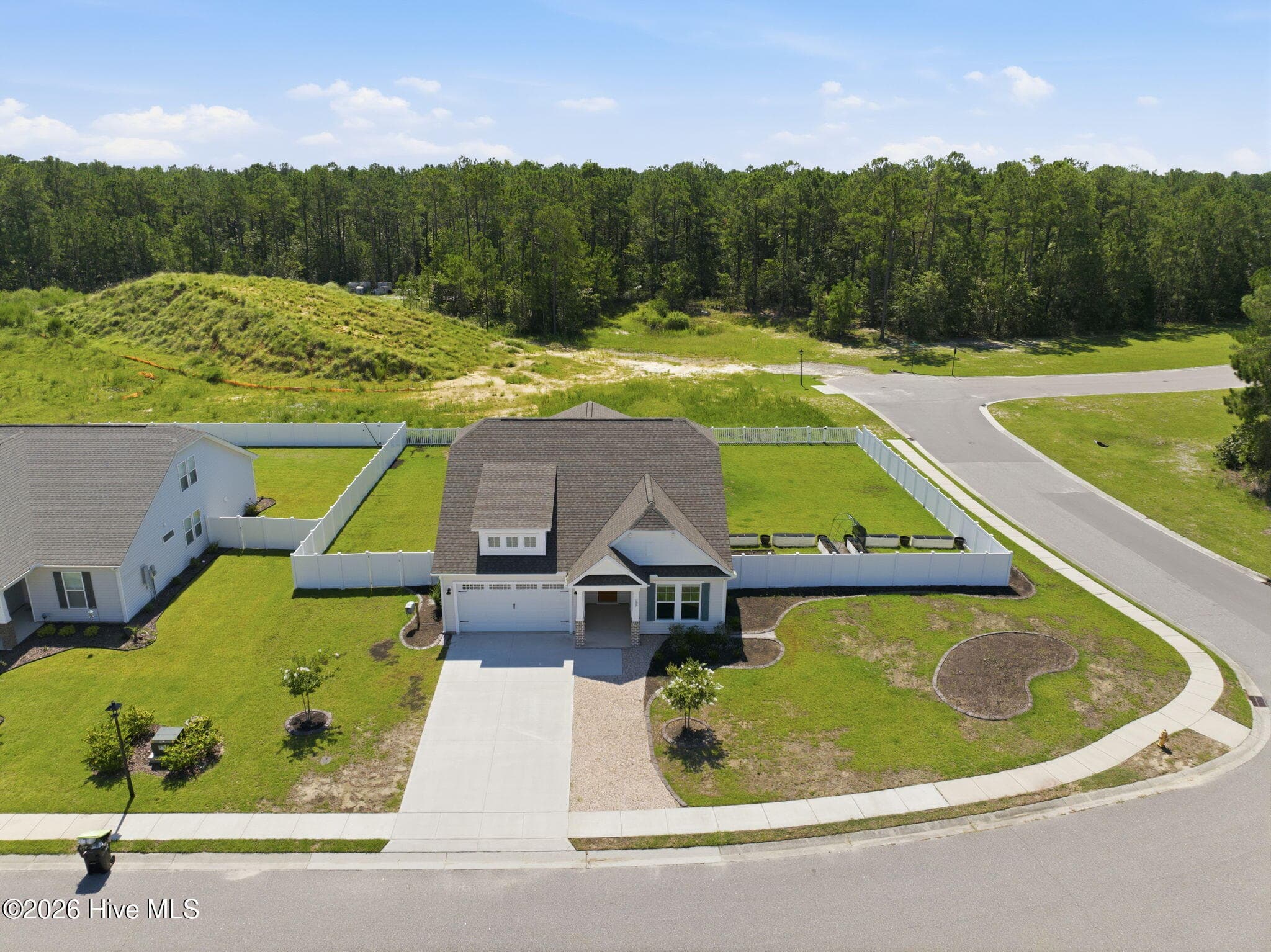 Single Family Residence at 609 Edgeside Drive SE, Bolivia, NC 28422, photo 53 of 67