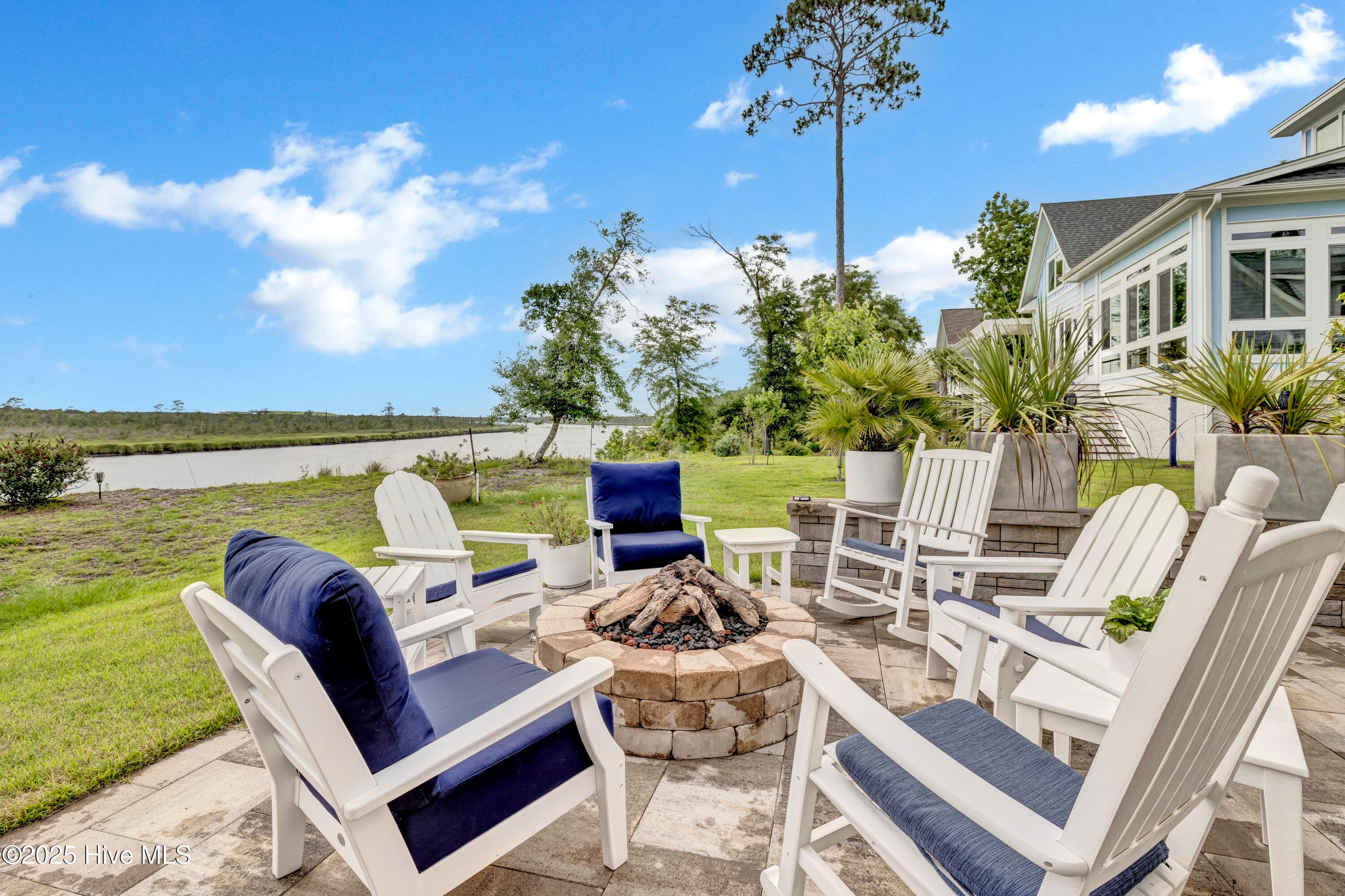 Back patio & firepit overlooking river - 3623 White Cliffs Drive, Castle Hayne, NC 28429