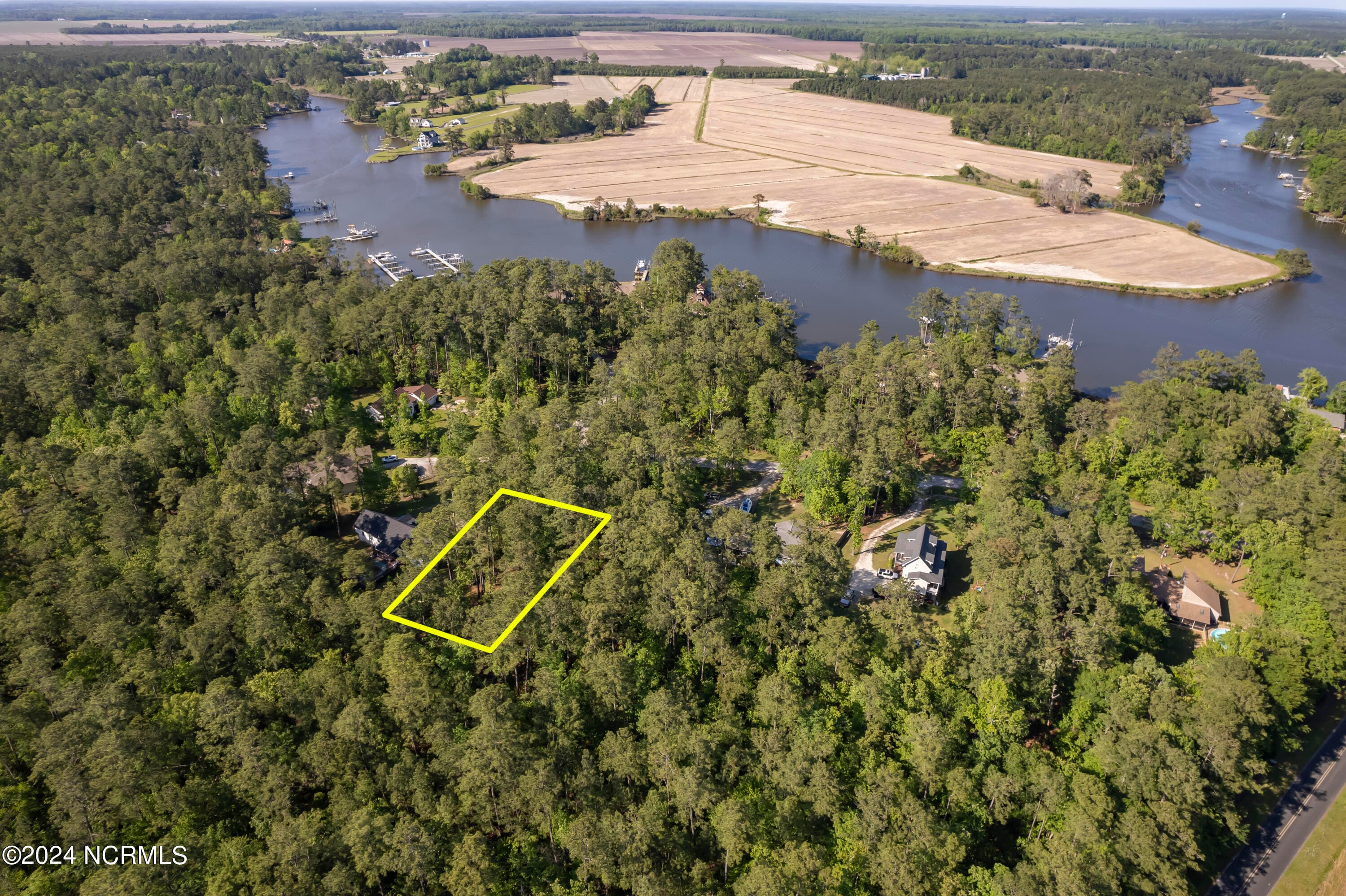 109 20 Spinnaker Point Road N, Oriental, NC 28571