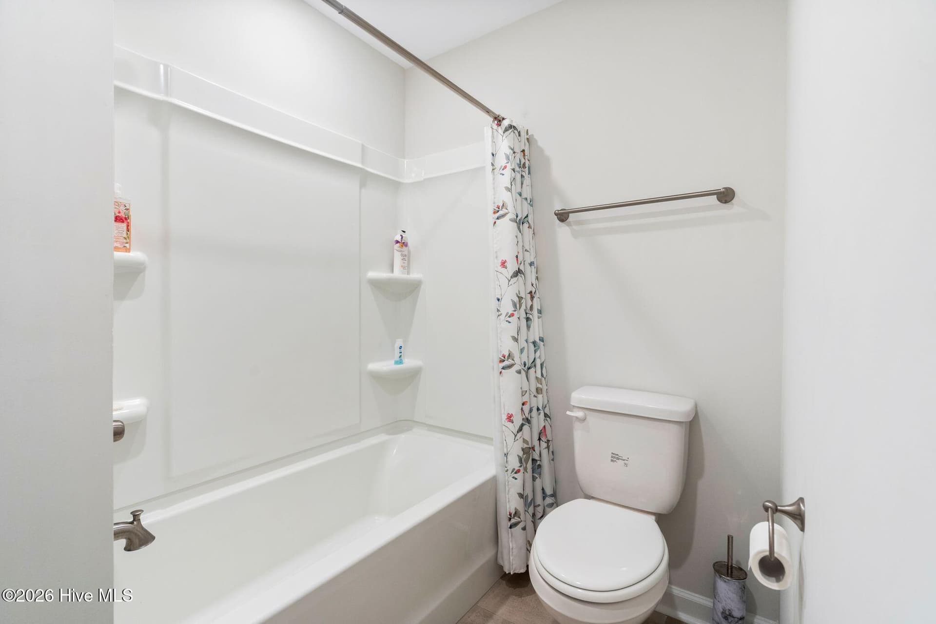 Upstairs Full Bath - 8816 Radcliff Drive NW, Calabash, NC 28467