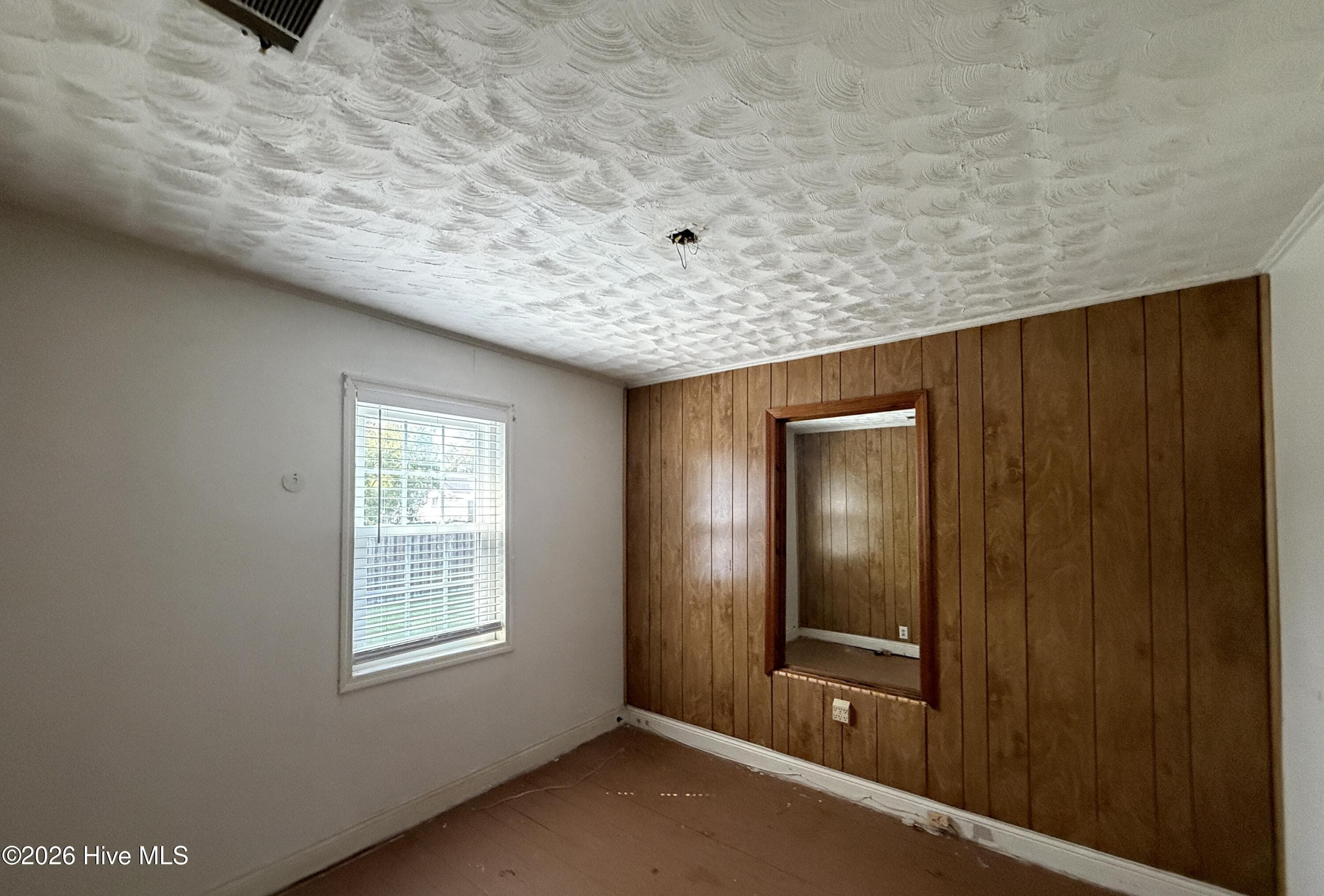 Single Family Residence at 401 E Howard Street, Wrens, GA 30833, photo 11 of 18