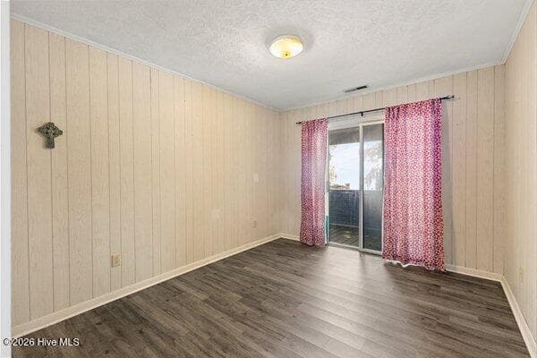 Single Family Residence at 2902 Canal Cove Road, Lake Waccamaw, NC 28450, photo 23 of 38