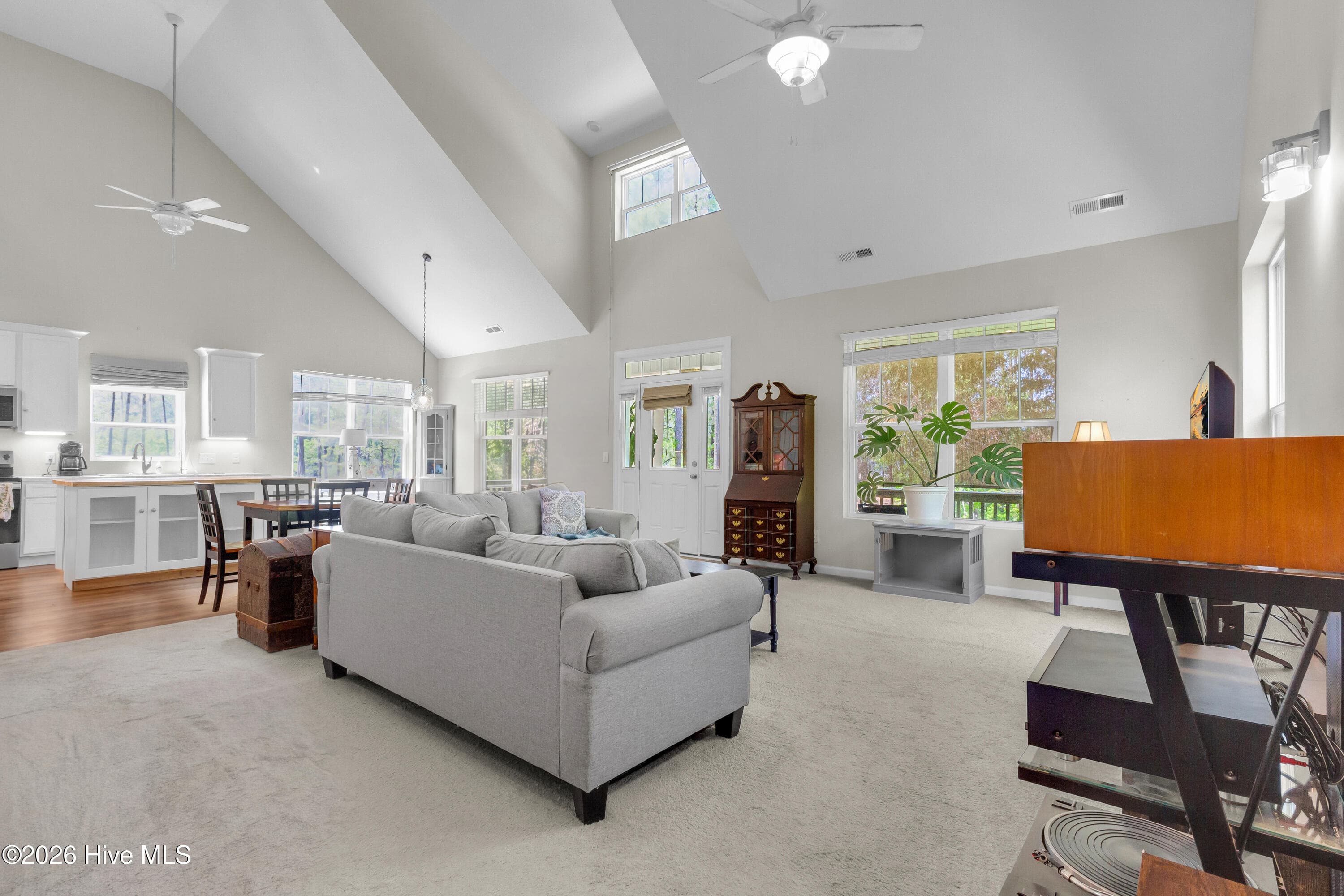 Living Room - 5430 Creek Pointe Road, New Bern, NC 28560