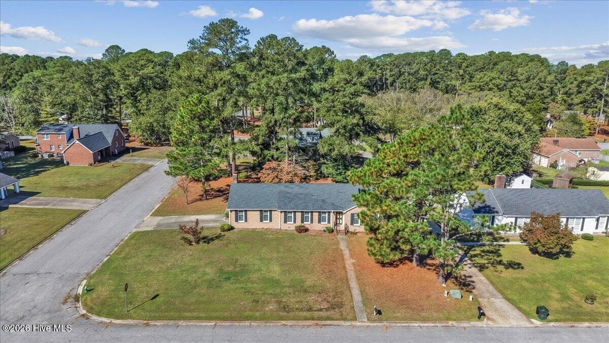 Single Family Residence at 3000 Camelot Drive, Kinston, NC 28504, photo 18 of 51