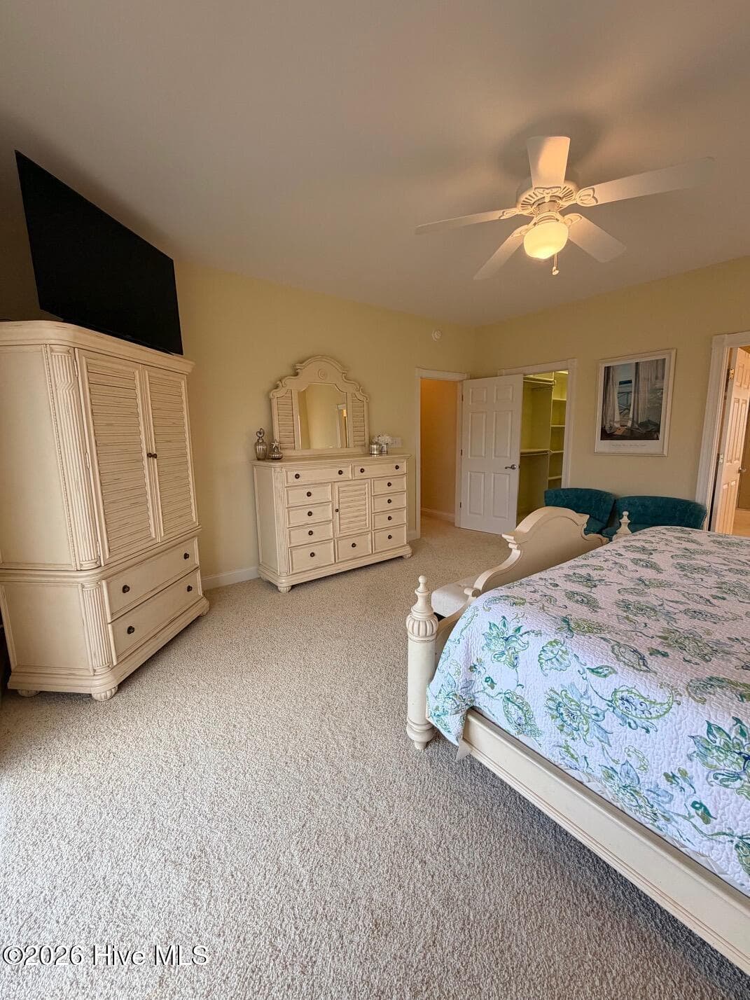 Single Family Residence at 8526 Ocean View Drive, Emerald Isle, NC 28594, photo 5 of 7