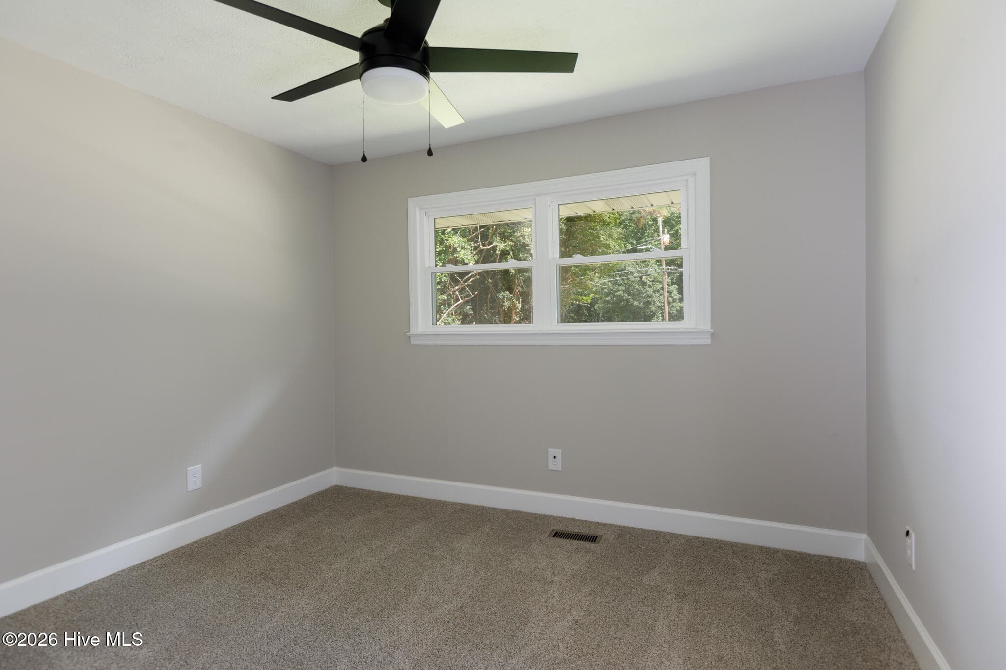 Single Family Residence at 196 Country Club Road, Whiteville, NC 28472, photo 16 of 27