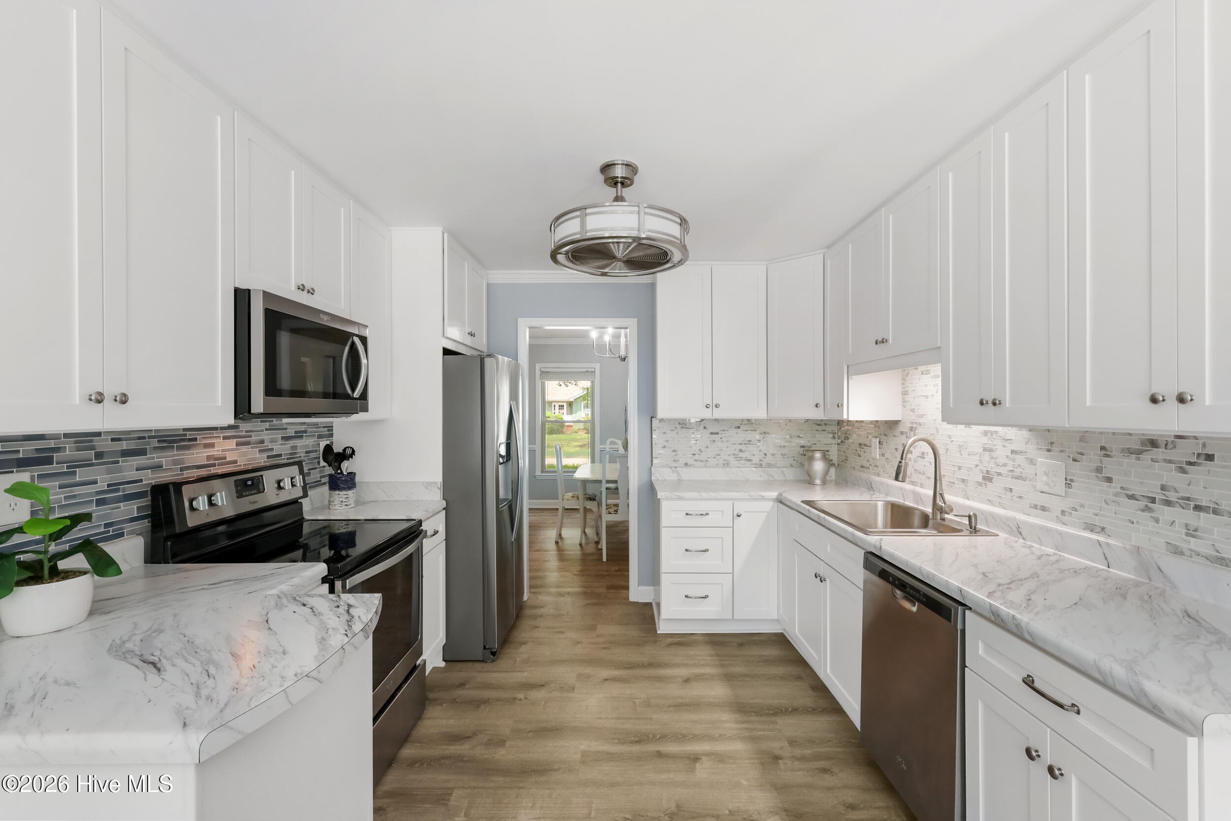 Single Family Residence at 212 Dorchester Place, Wilmington, NC 28412, photo 19 of 68